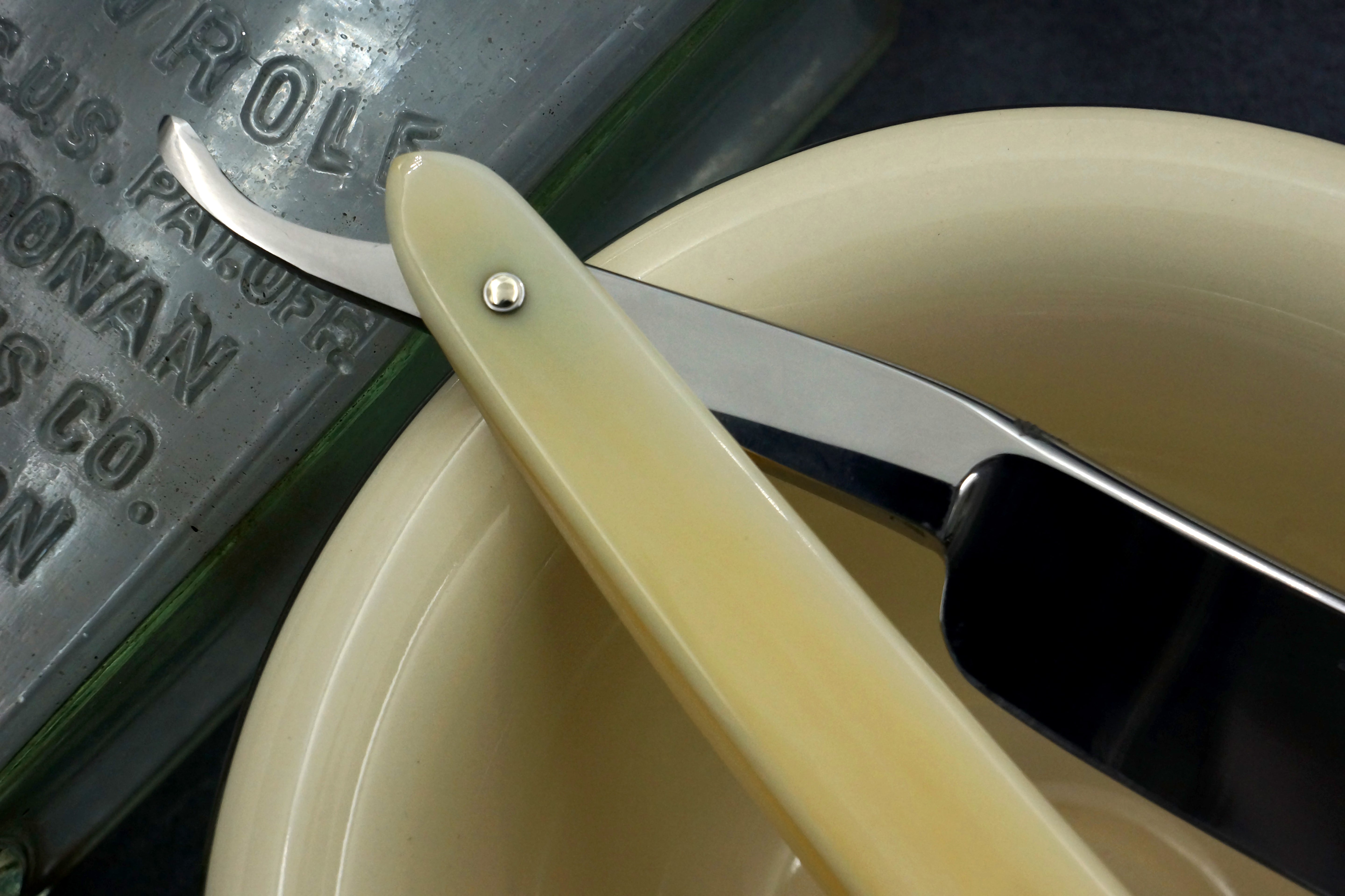 Frederick Reynolds 13/16 Near Wedge Blade with Ivory Scales - Fully Restored Sheffield Straight Razor - Shave Ready