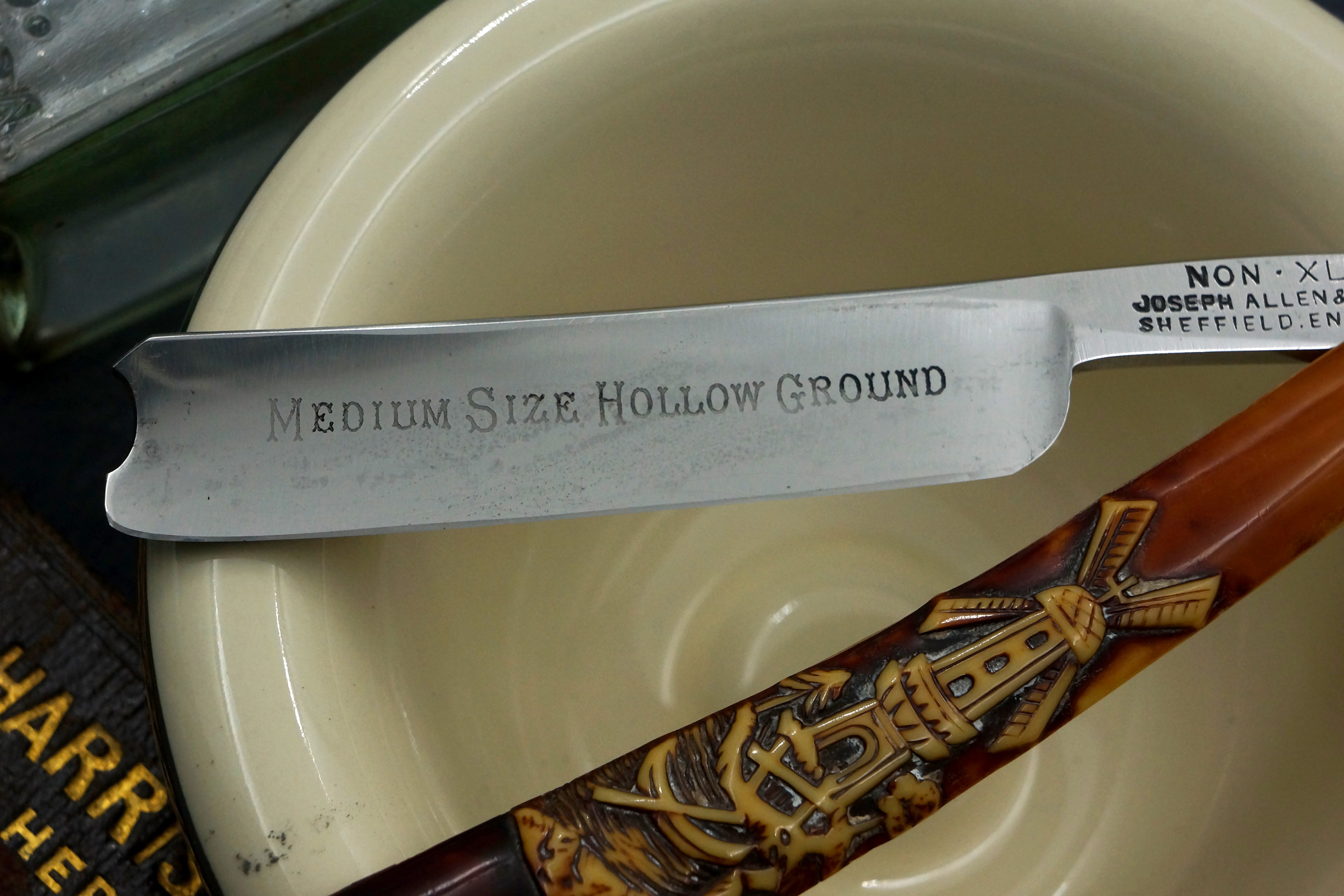 Joseph Allen & Sons "Medium Hollow Ground" with Fancy Scales - 5/8 Blade - Restored Sheffield Vintage Straight Razor - Shave Ready