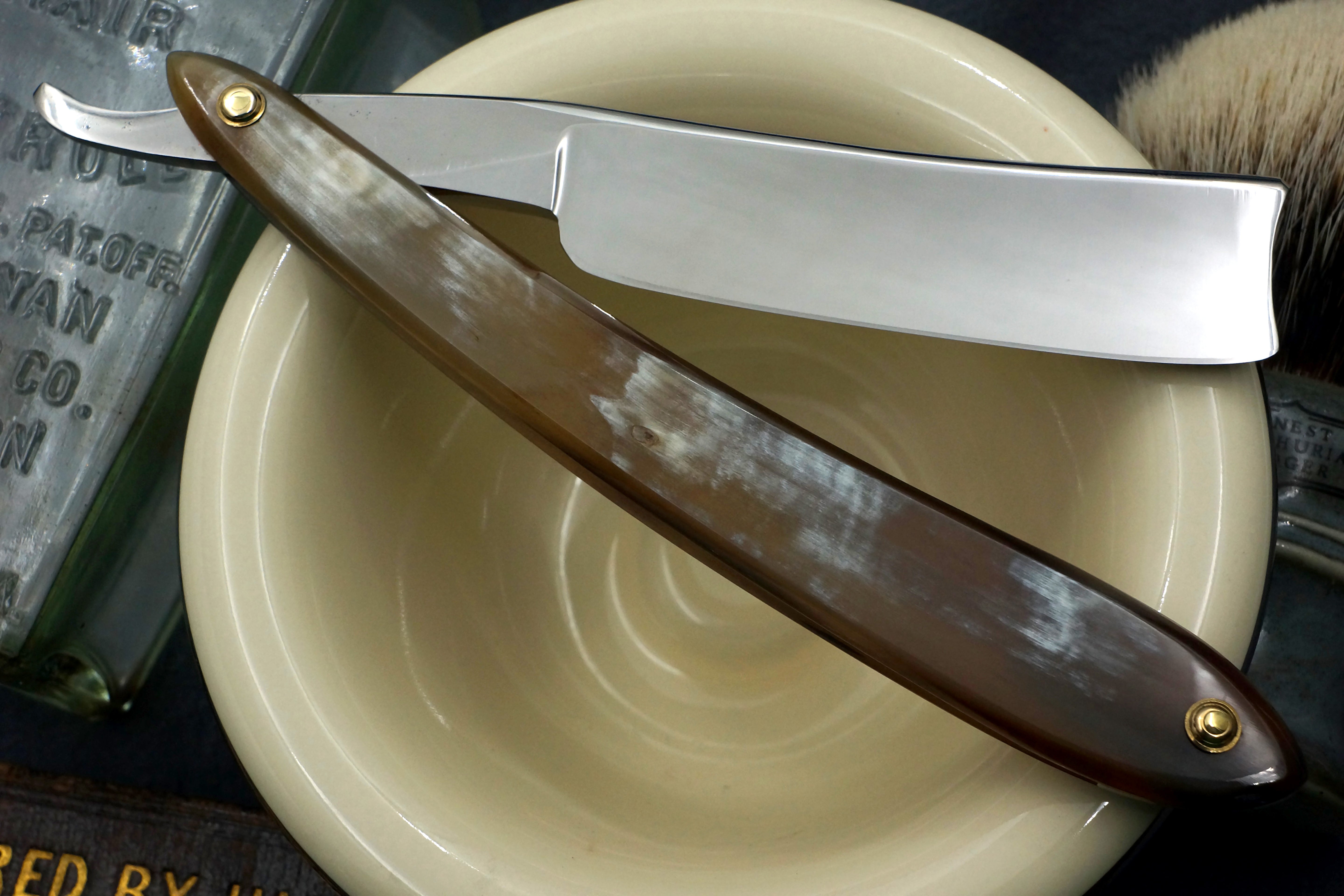 Wade & Butcher GR 7/8 Blade with Custom Horn Scales - Stunning Fully Restored Sheffield Straight Razor - Shave Ready