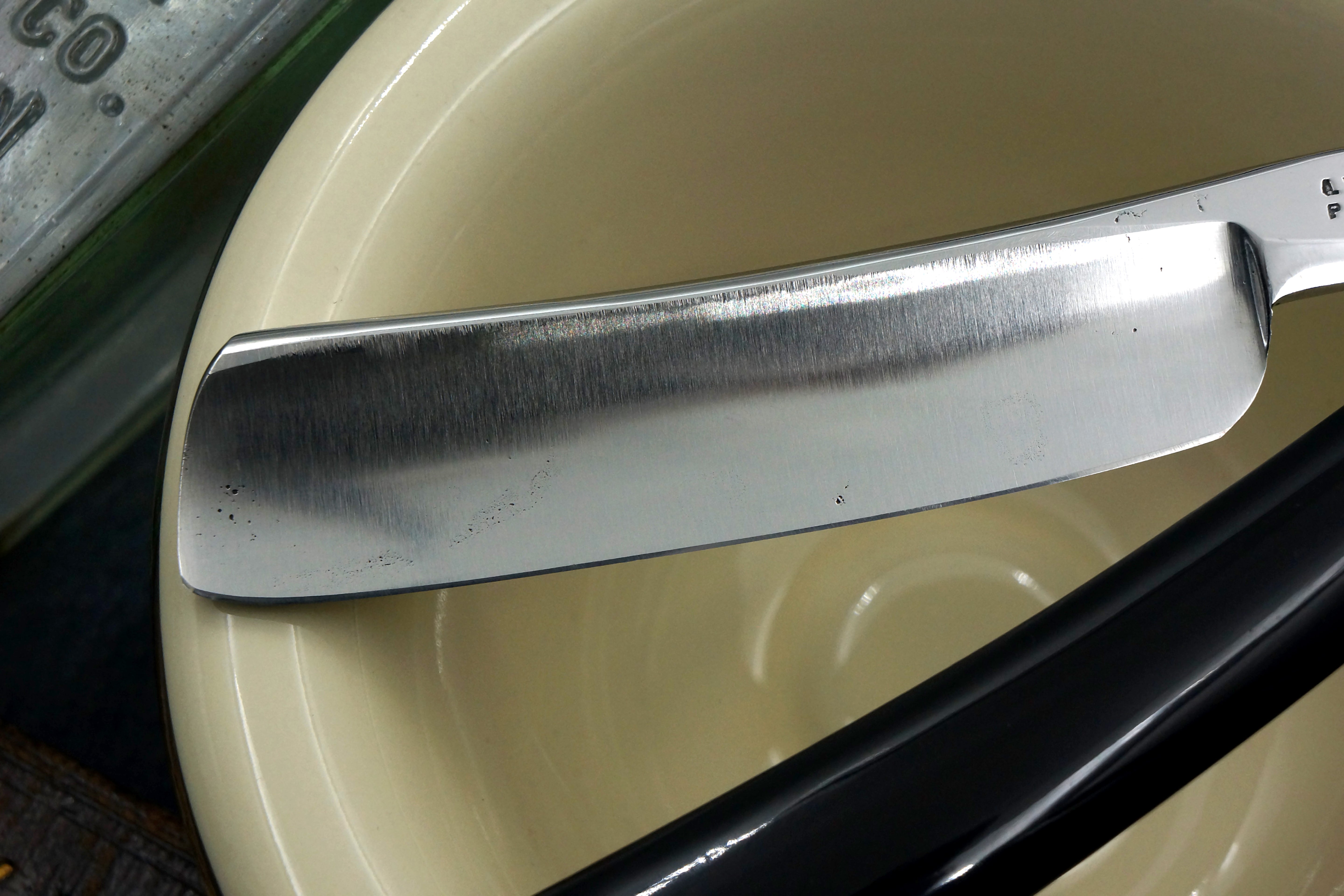 American Knife Co. 6/8 - Fully Restored 1800s American Straight Razor - Shave Ready