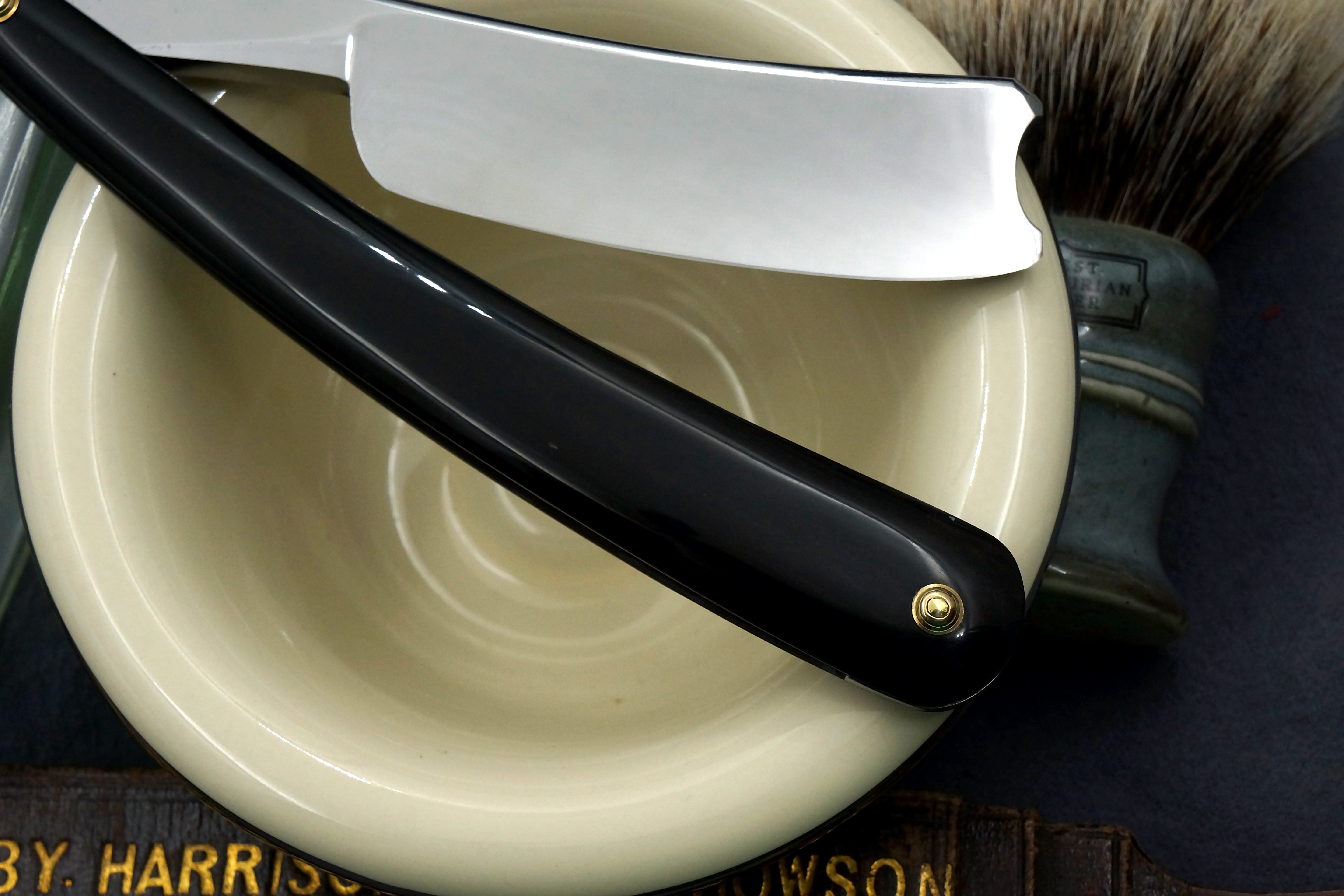 Wade & Butcher "For Barbers Use" - 1" Blade with New Horn Scales - Restored Sheffield Straight Razor - Shave Ready
