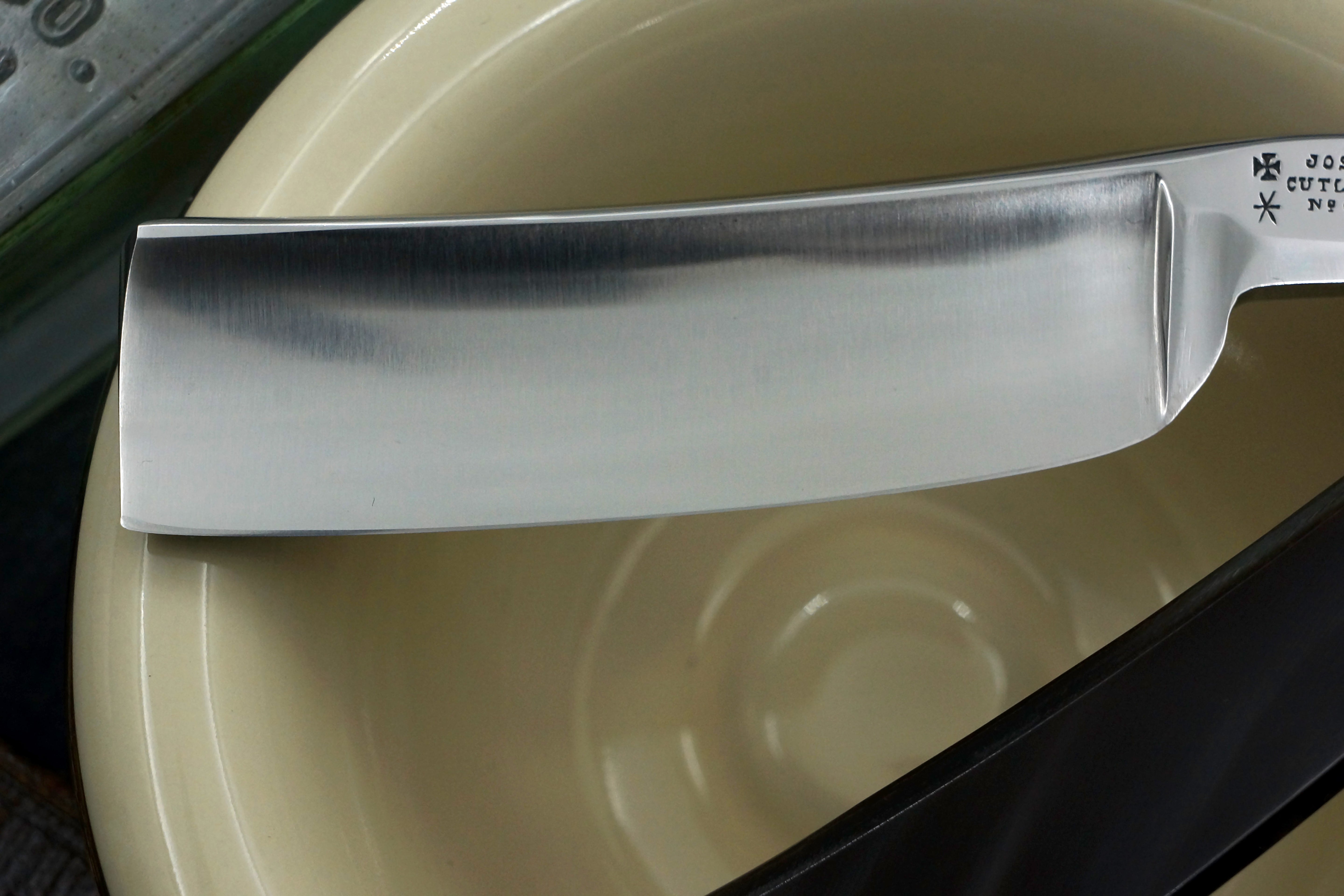 Joseph Rodgers & Sons - 7/8 Half Hollow Blade with New Horn Scales - Restored Sheffield Straight Razor - Shave Ready