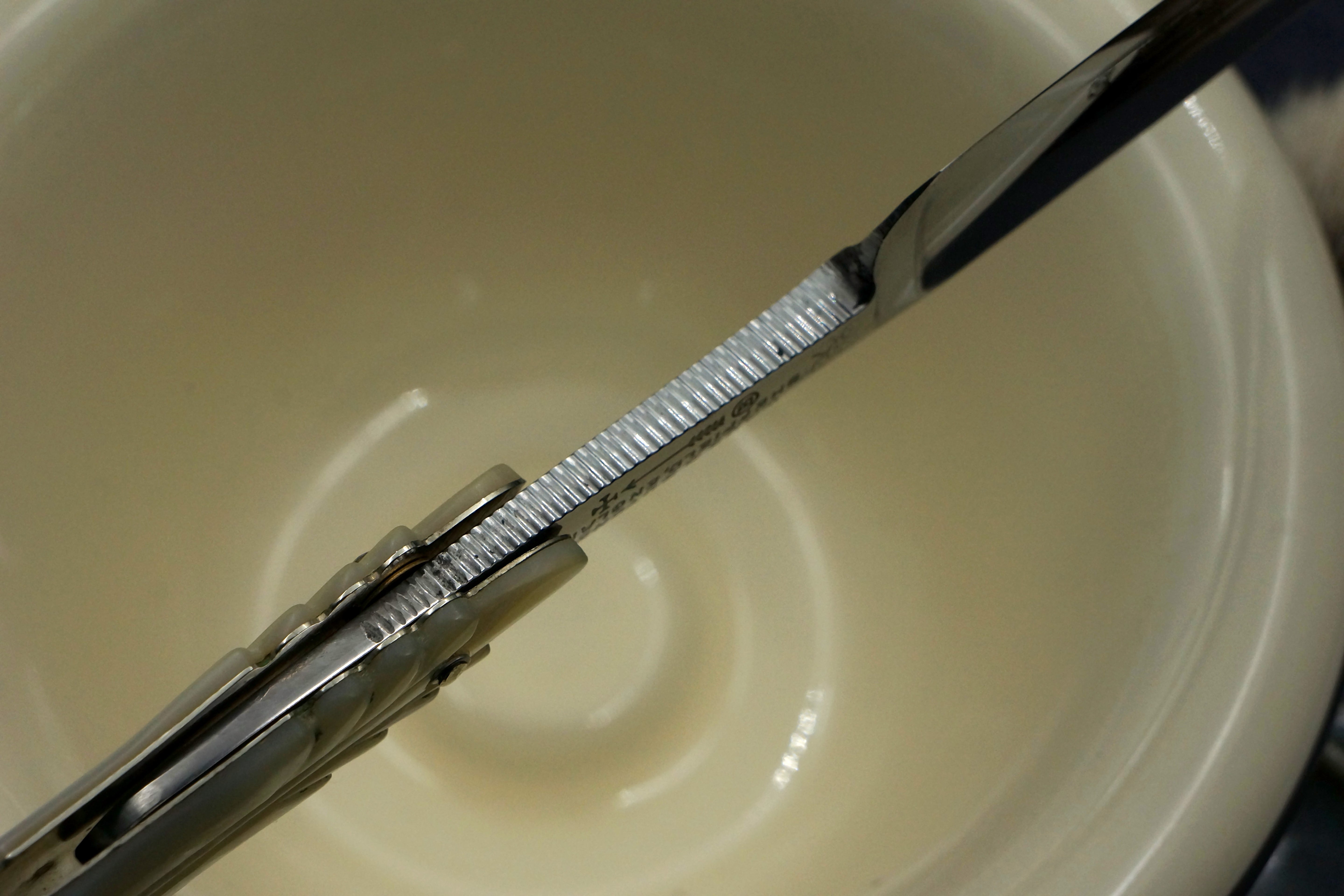 Wade & Butcher - Stunning 11/16 Blade Carved Mother of Pearl Scaled - Vintage Sheffield Straight Razor - Shave Ready