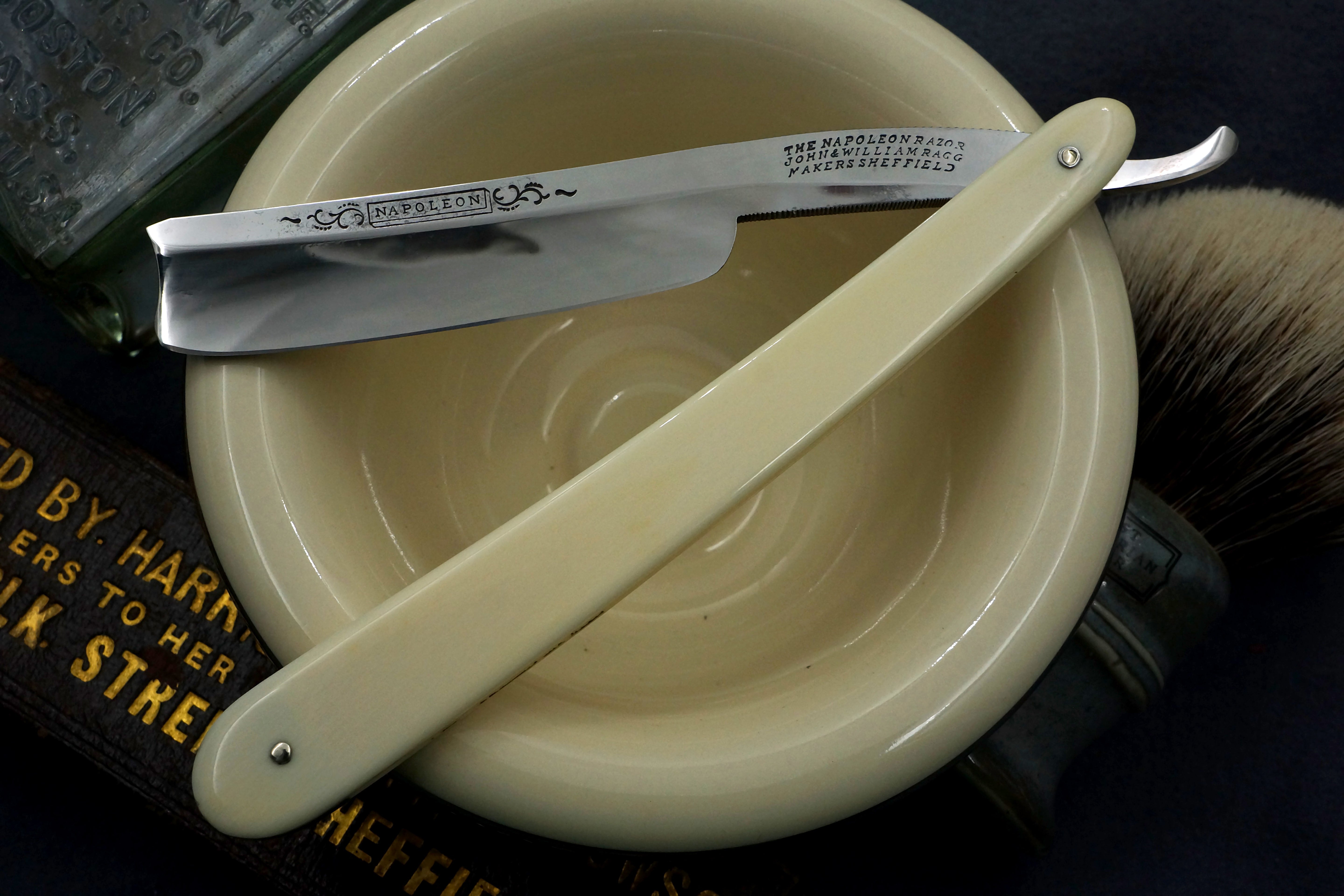 John & William Ragg "Napoleon Razor" - Stunning 6/8 Blade Ivory Scaled - Vintage Sheffield Straight Razor - Shave Ready