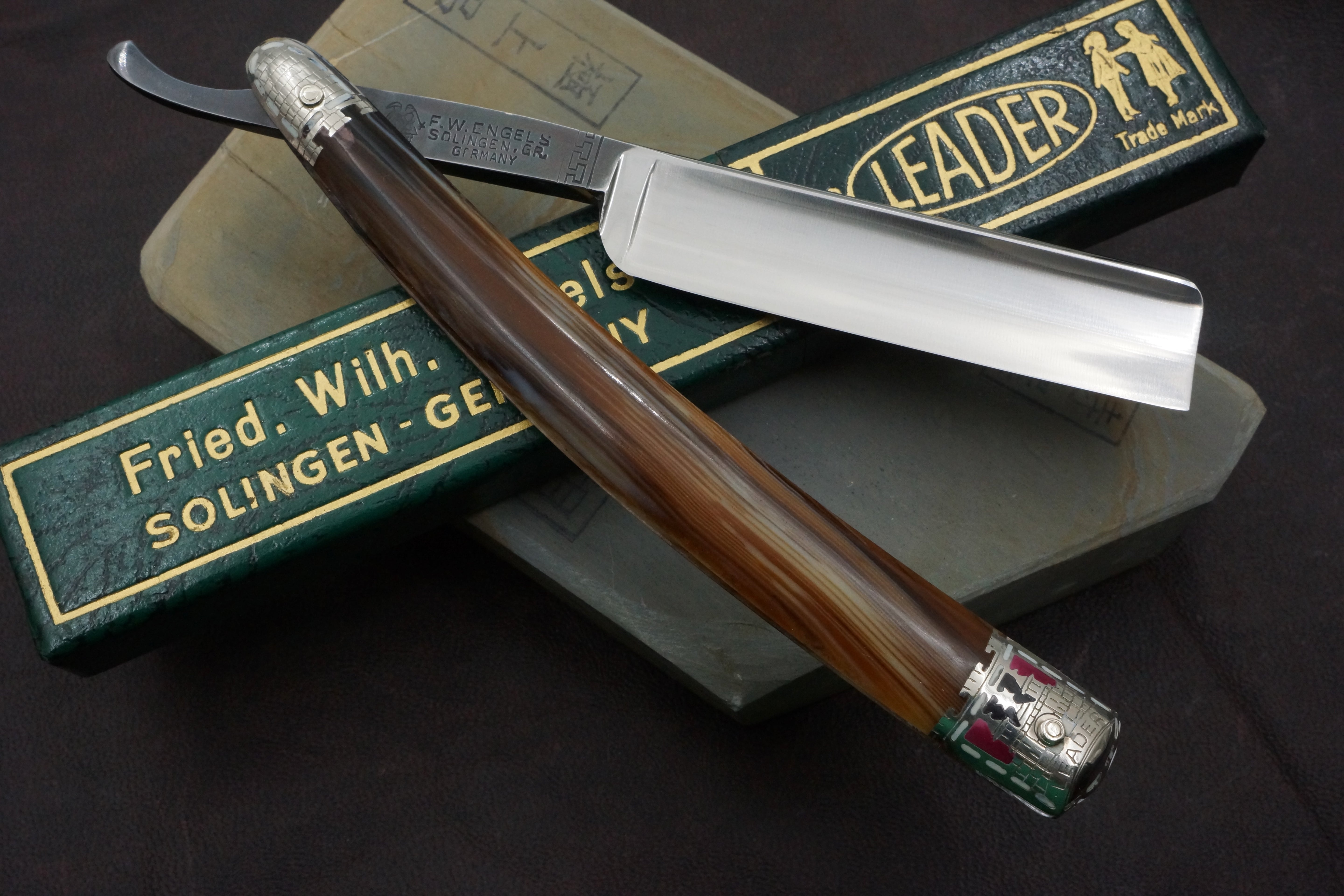 F.W. Engels "Leader" - Near Pristine 5/8 Full Hollow Blade - Vintage Solingen Straight Razor - Shave Ready