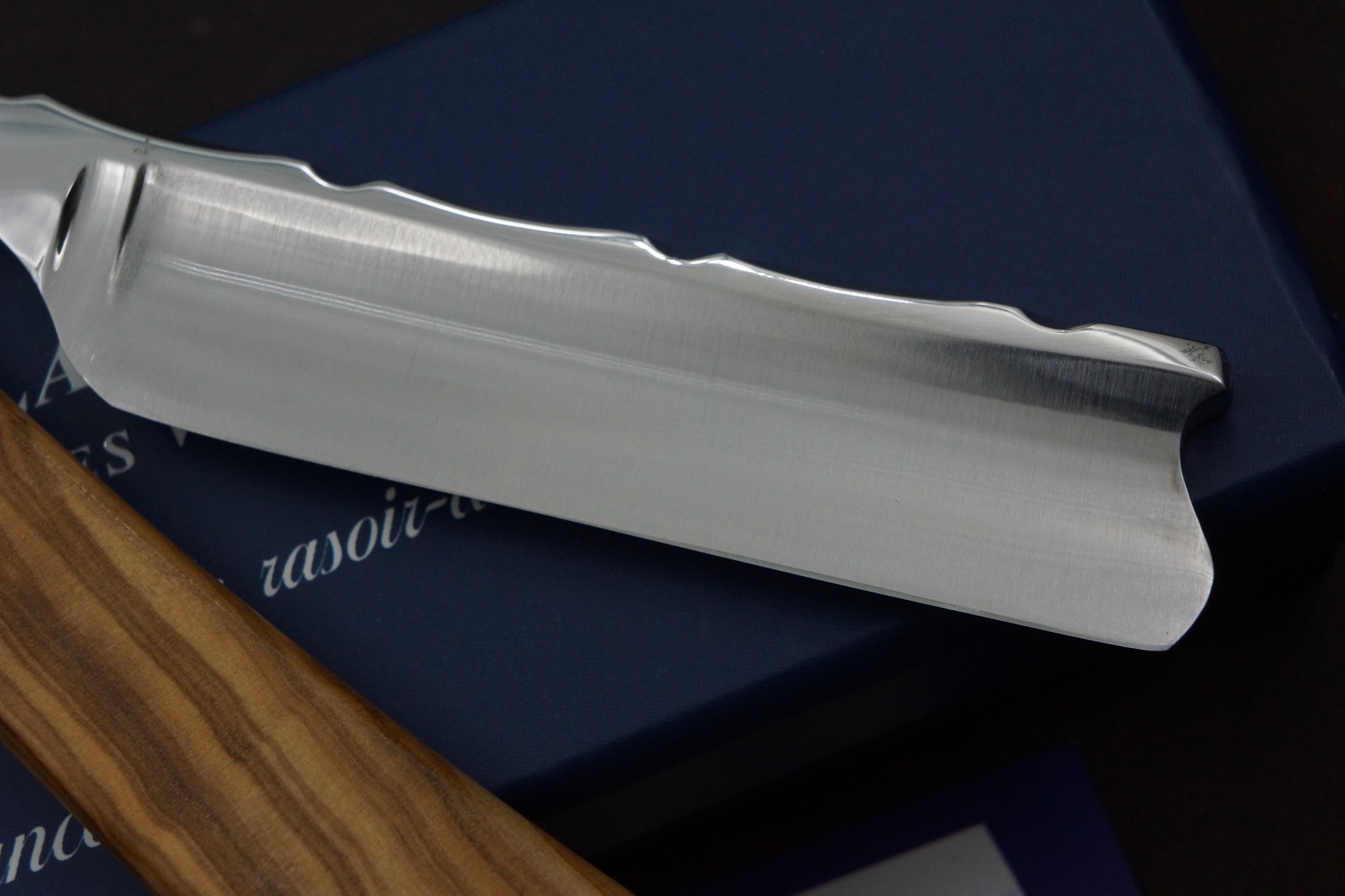 Gustave La Lune 6/8 Full Hollow Fancy Blade with Olivewood Scales - Excellent Preowned French Straight Razor - Shave Ready