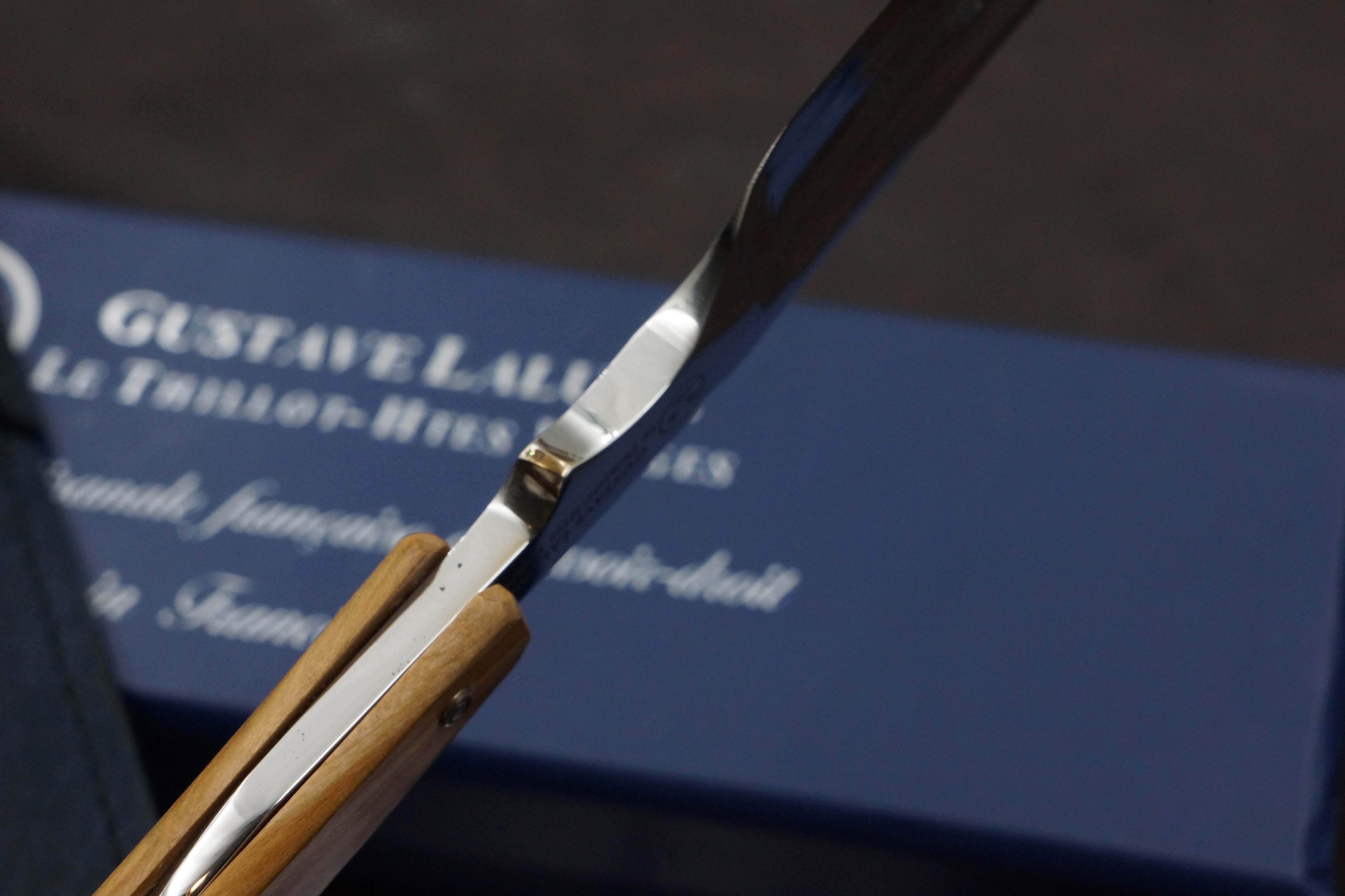 Gustave La Lune 6/8 Full Hollow Fancy Blade with Olivewood Scales - Excellent Preowned French Straight Razor - Shave Ready