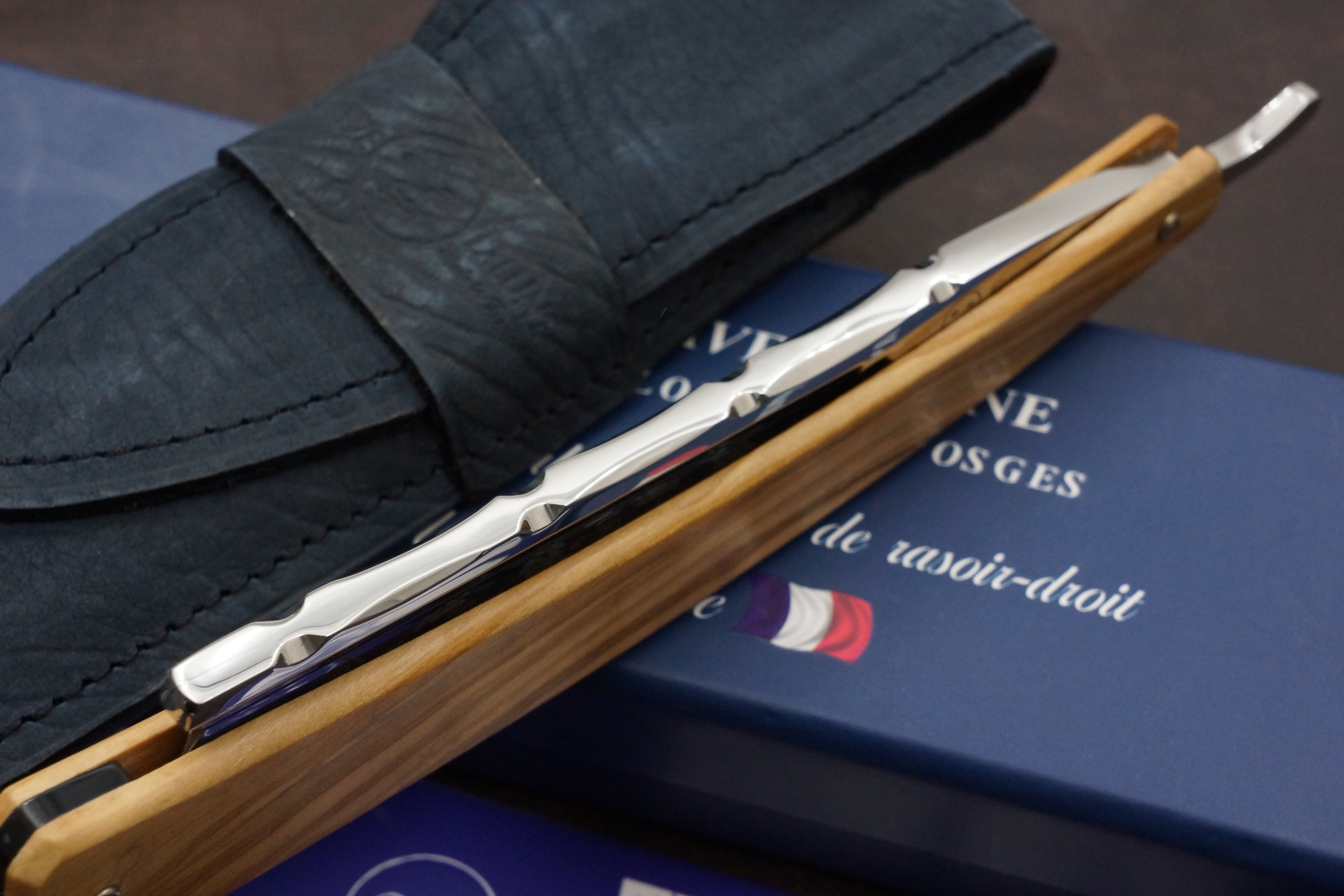 Gustave La Lune 6/8 Full Hollow Fancy Blade with Olivewood Scales - Excellent Preowned French Straight Razor - Shave Ready