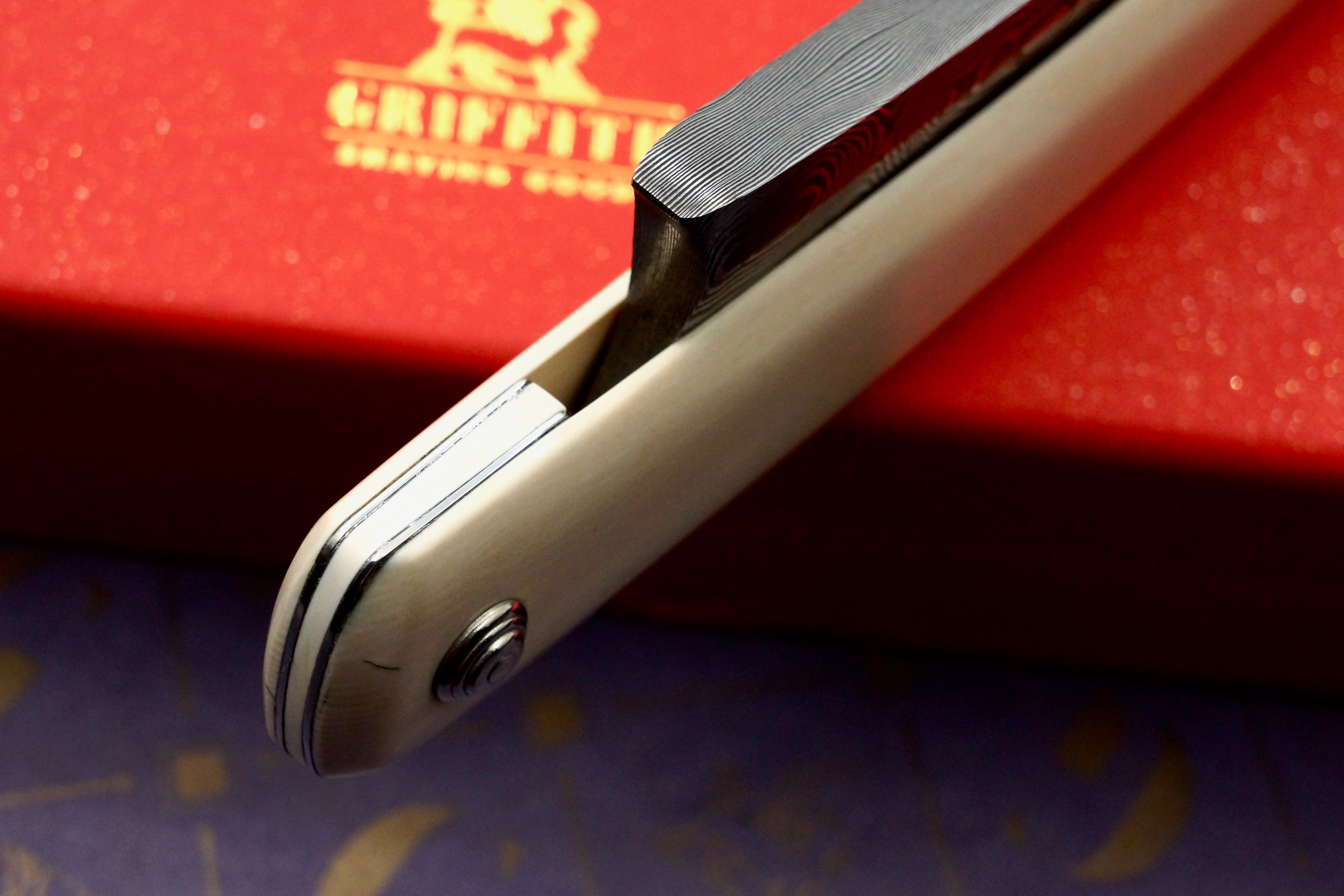 Griffith 9/8 Damascus Quarter Hollow - Mammoth Ivory Scales Artisan Straight Razor