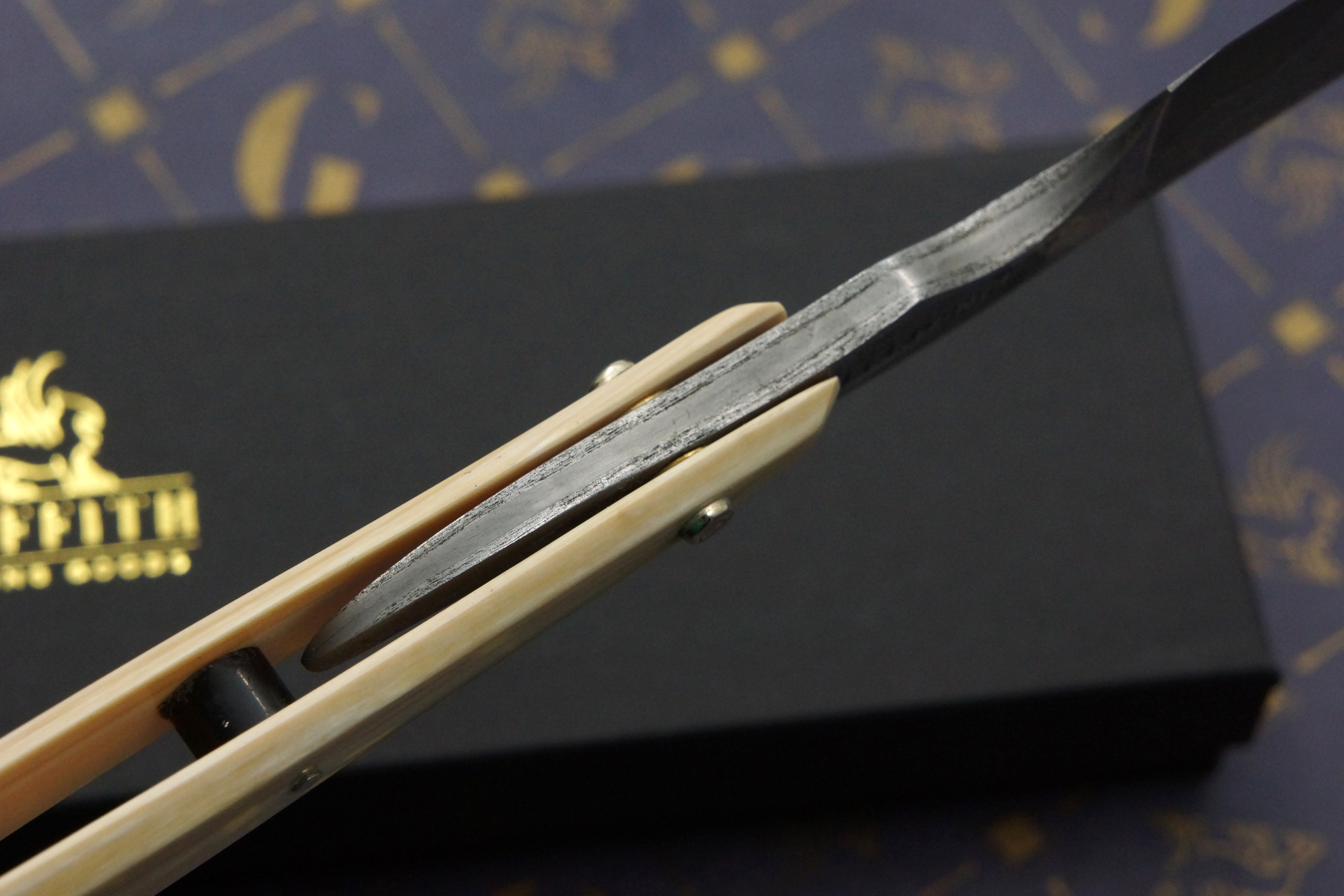 Griffith 6/8 Antique Wrought Iron & Steel San Mai Quarter Hollow - Mammoth Ivory Scales Artisan Straight Razor