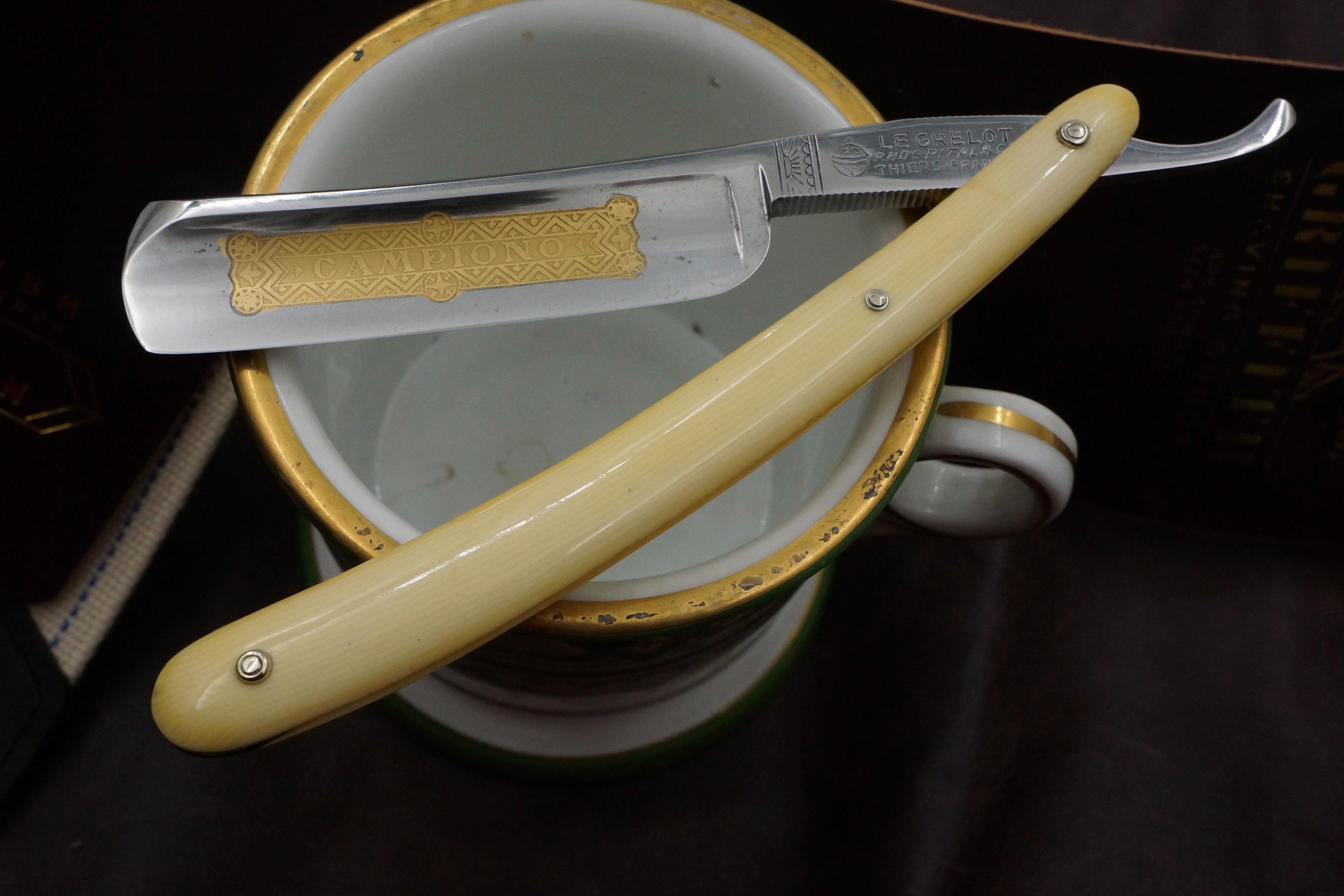 P. Hospital & Co. Le Grelot Full Hollow - 6/8 Excellent Vintage French Straight Razor - Shave Ready
