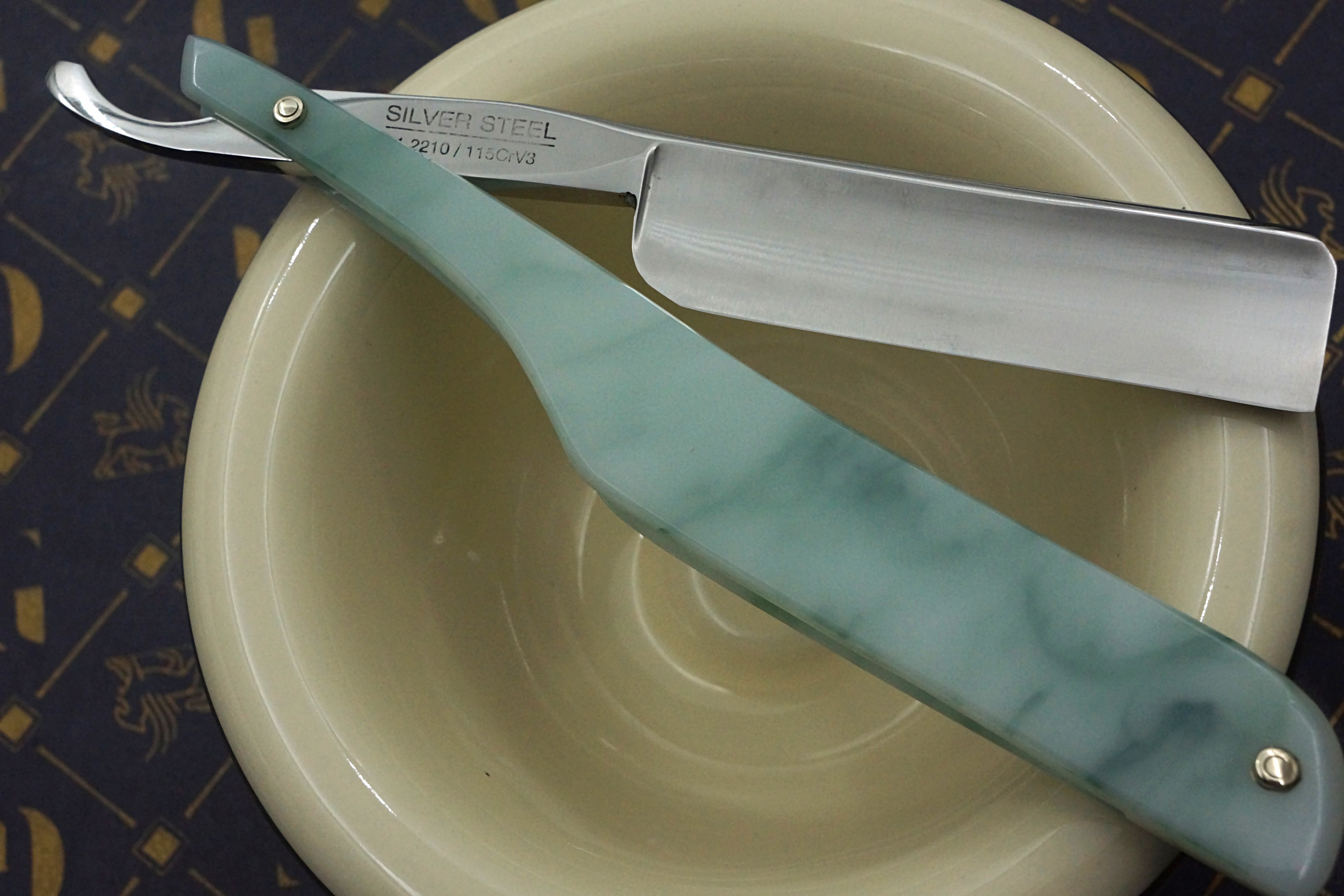 Griffith 13/16 Silver Steel Full Hollow Etched Blade - Emerald Quartz Acrylic Scales Artisan Straight Razor - Shave Ready