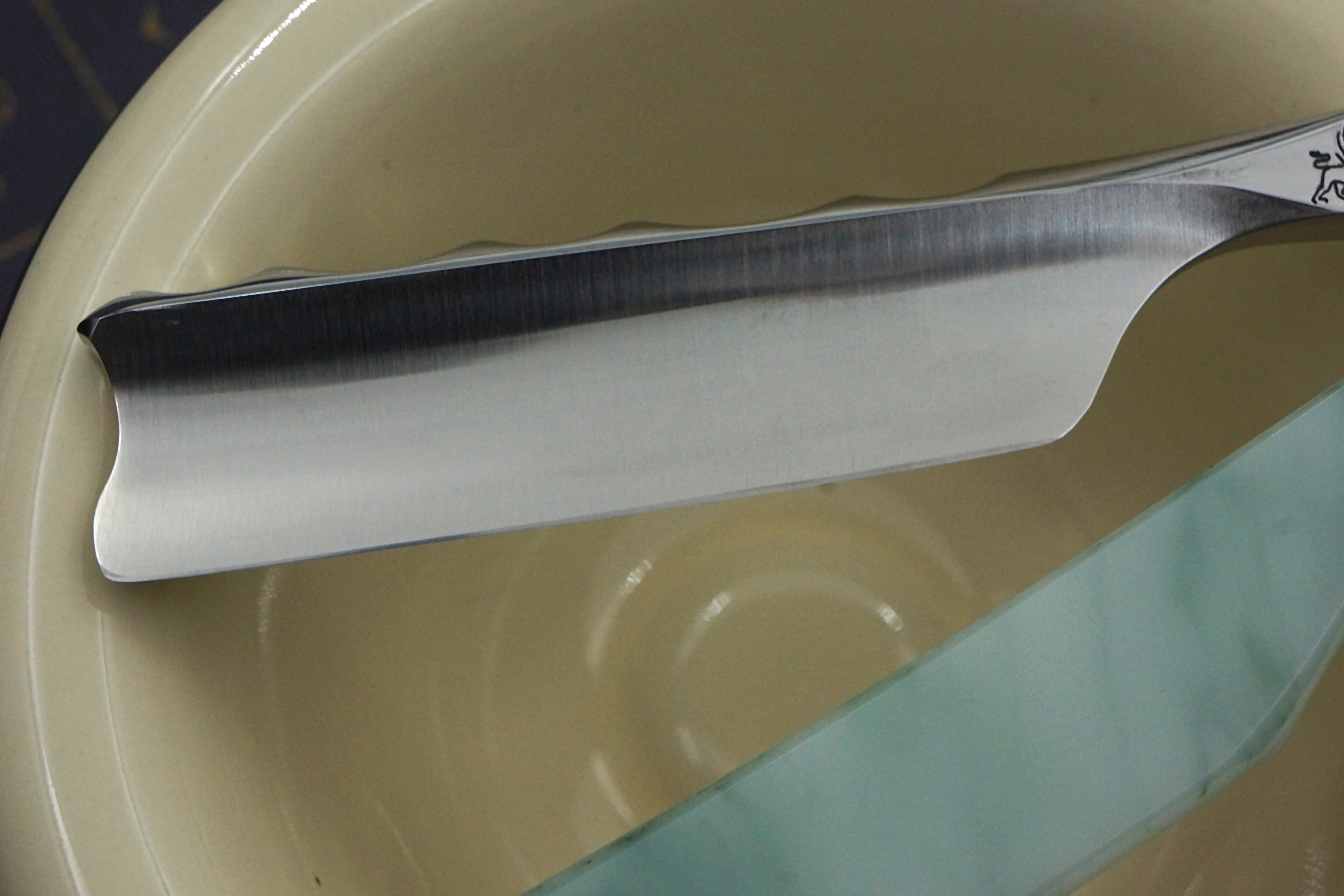 Griffith 13/16 Silver Steel Full Hollow Worked Spine Blade - Emerald Quartz Acrylic Scales Artisan Straight Razor - Shave Ready