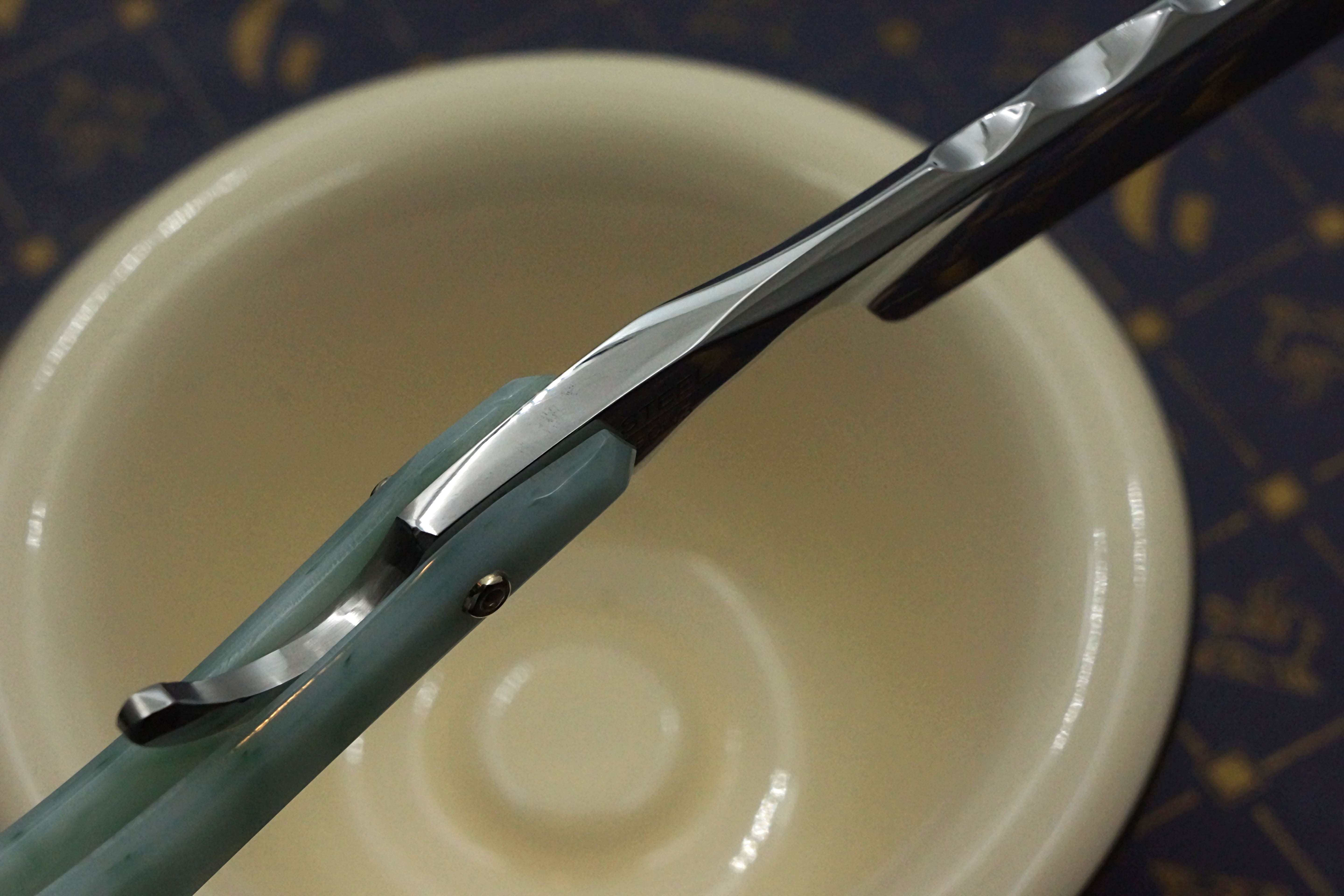 Griffith 13/16 Silver Steel Full Hollow Worked Spine Blade - Emerald Quartz Acrylic Scales Artisan Straight Razor - Shave Ready