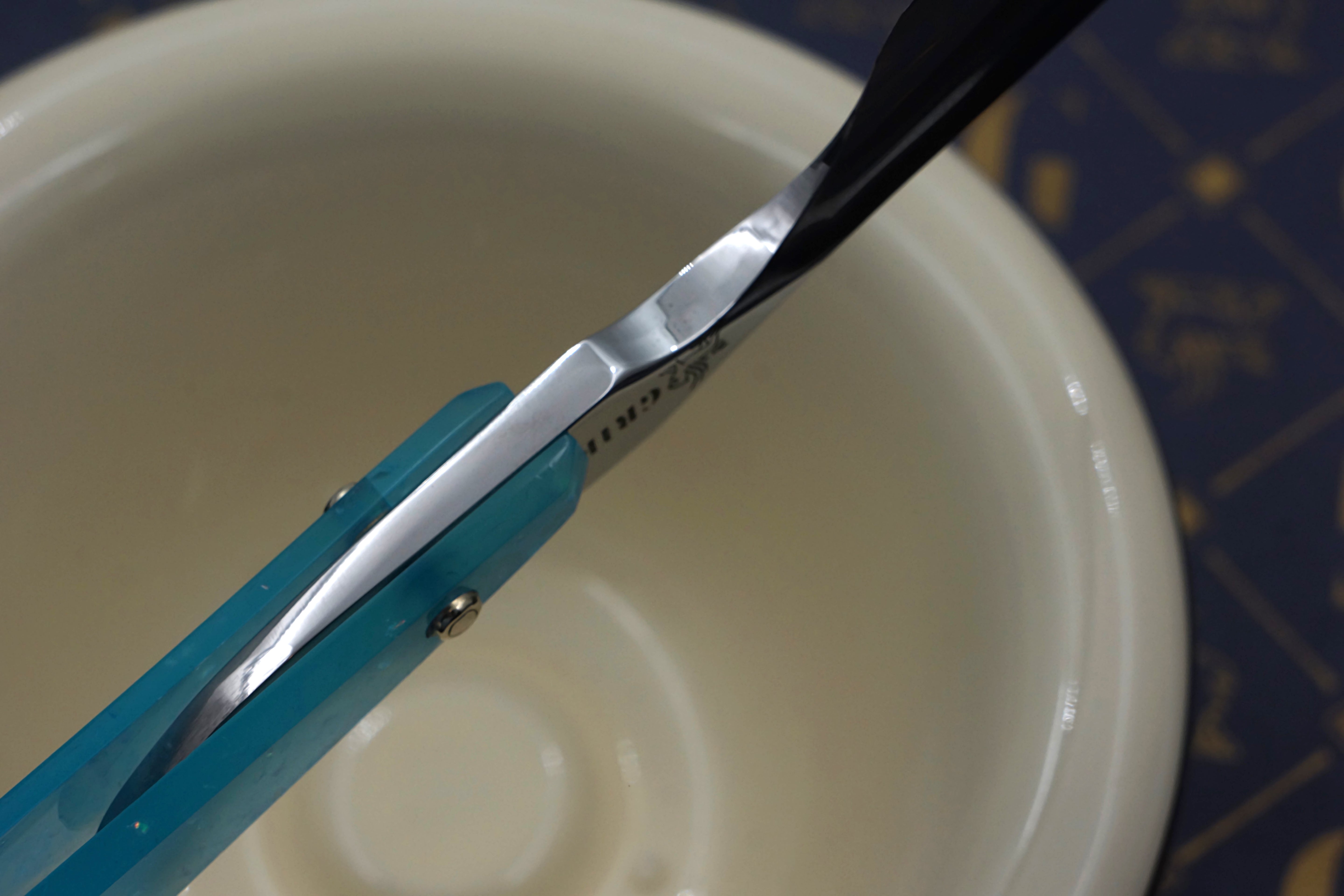 Griffith 13/16 Silver Steel Full Hollow Blade - Neon Blue Crackle Acrylic Scales Artisan Straight Razor - Shave Ready