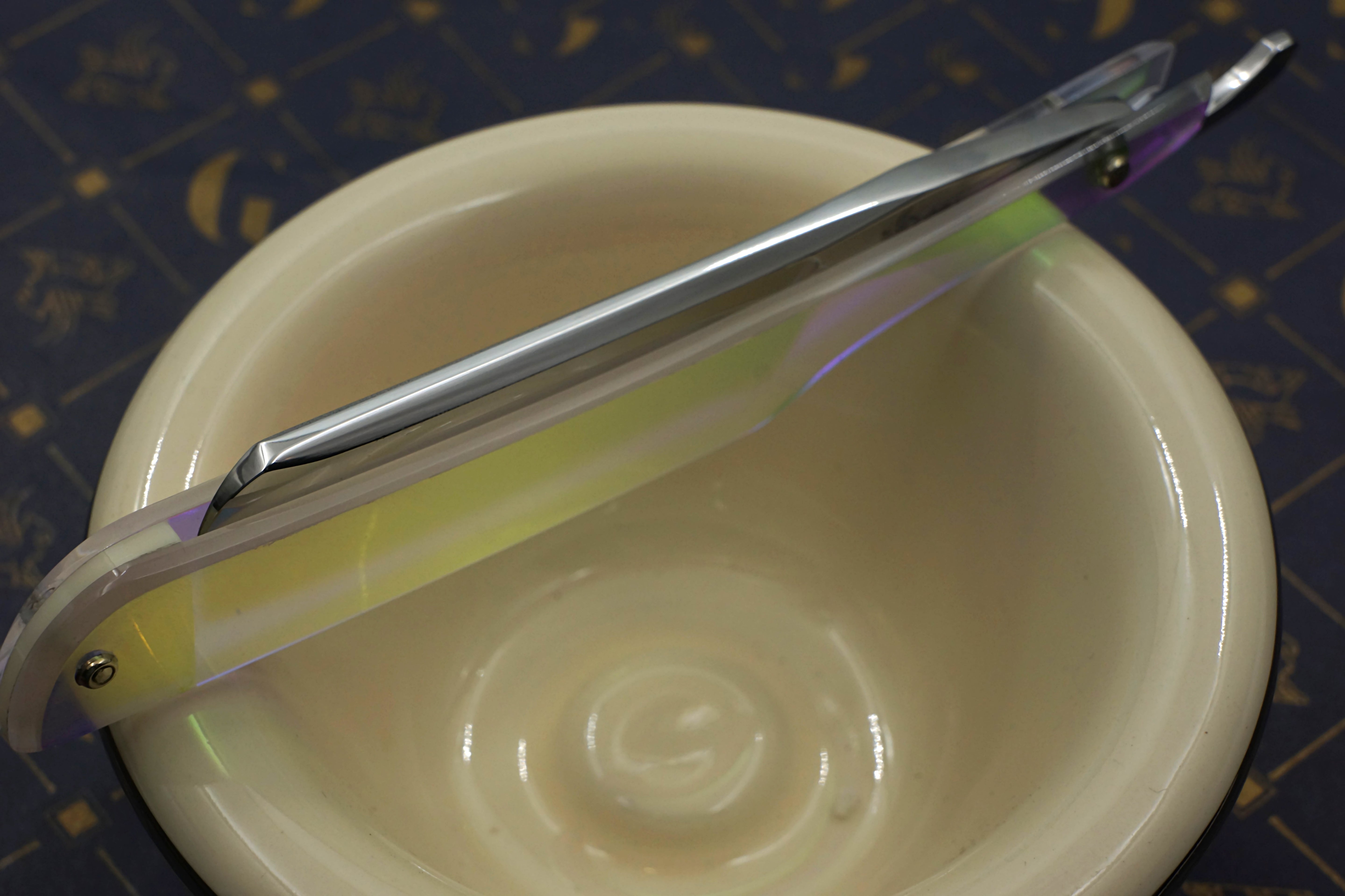 Griffith 13/16 Silver Steel Full Hollow Blade -  Iridescent Acrylic Scales Artisan Straight Razor - Shave Ready