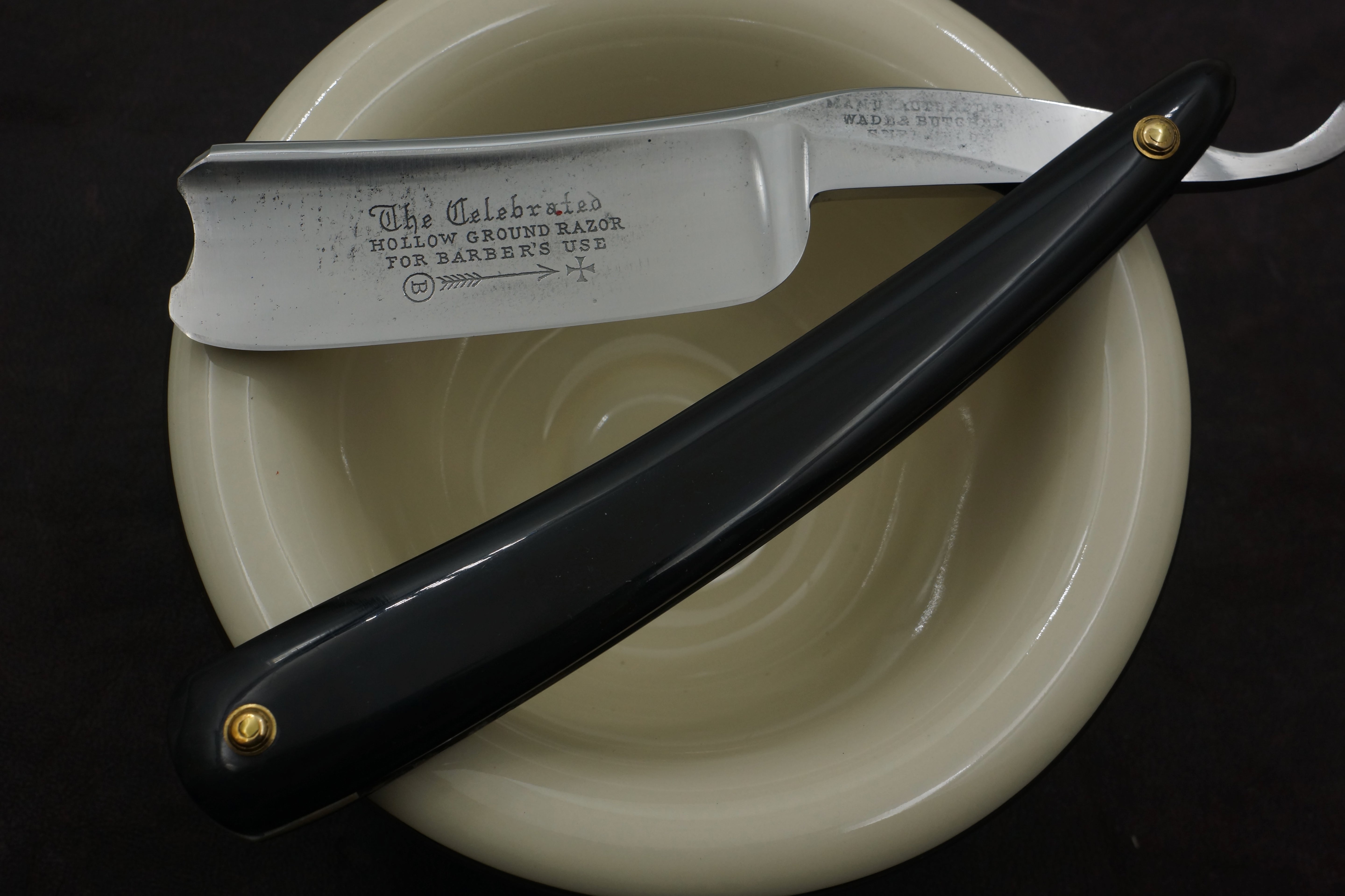 Wade & Butcher "Celebrated Hollow Ground for Barbers Use" 1" Blade with New Horn Scales Sheffield Straight Razor - Shave Ready