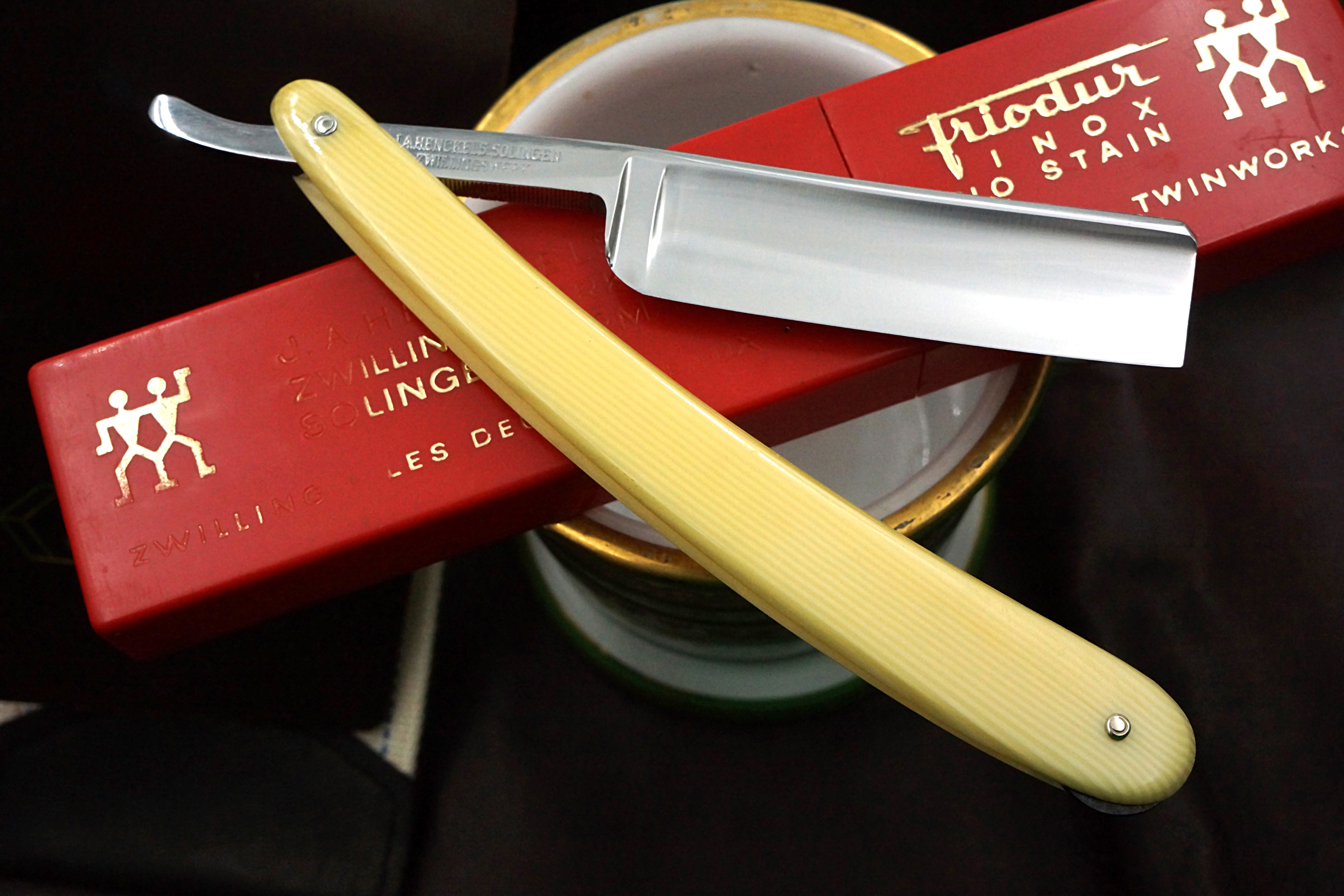 Henckels Friodur No. 472 - 13/16 Excellent Stainless Steel Full Hollow - Solingen Straight Razor - Shave Ready