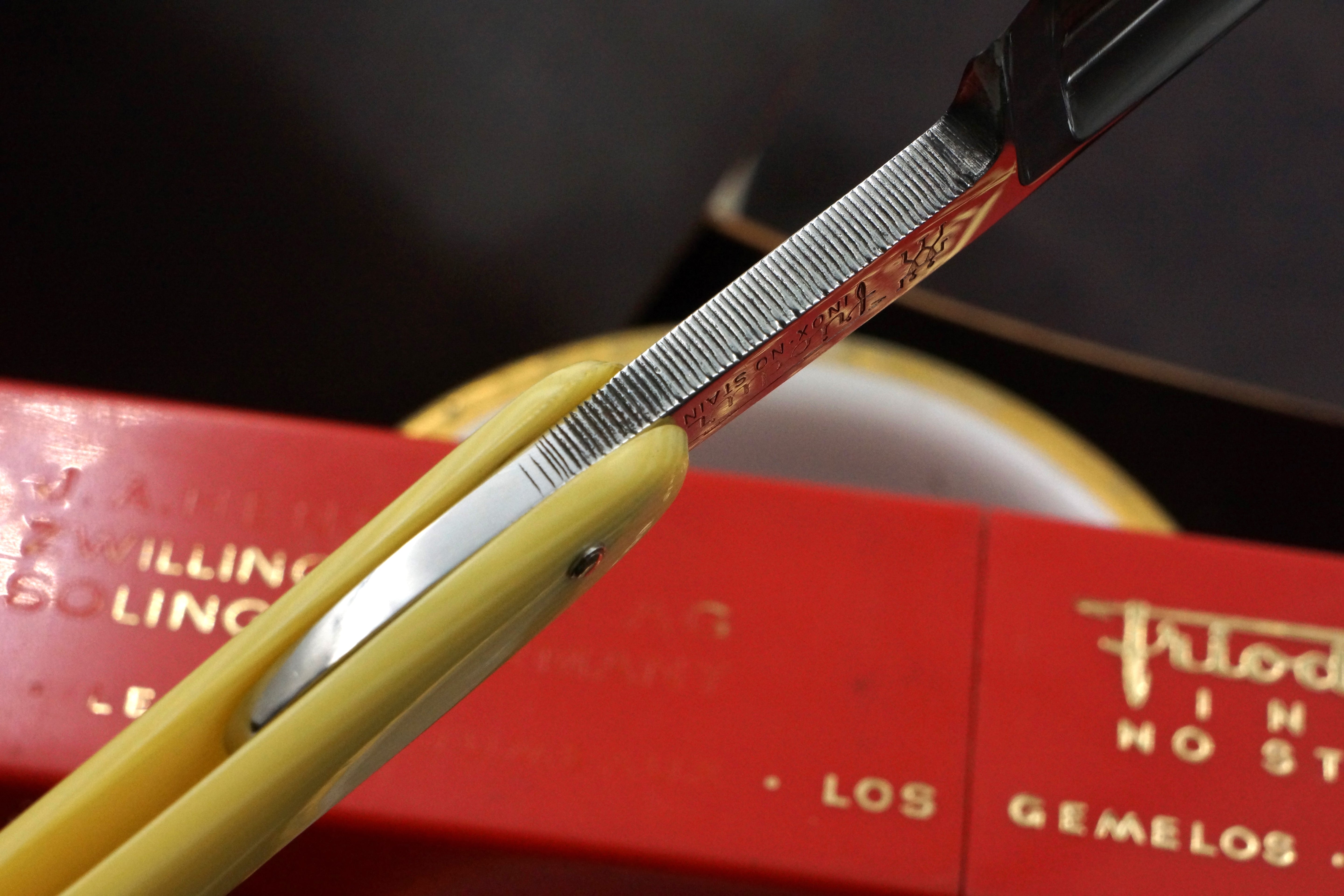 Henckels Friodur No. 472 - 13/16 Excellent Stainless Steel Full Hollow - Solingen Straight Razor - Shave Ready