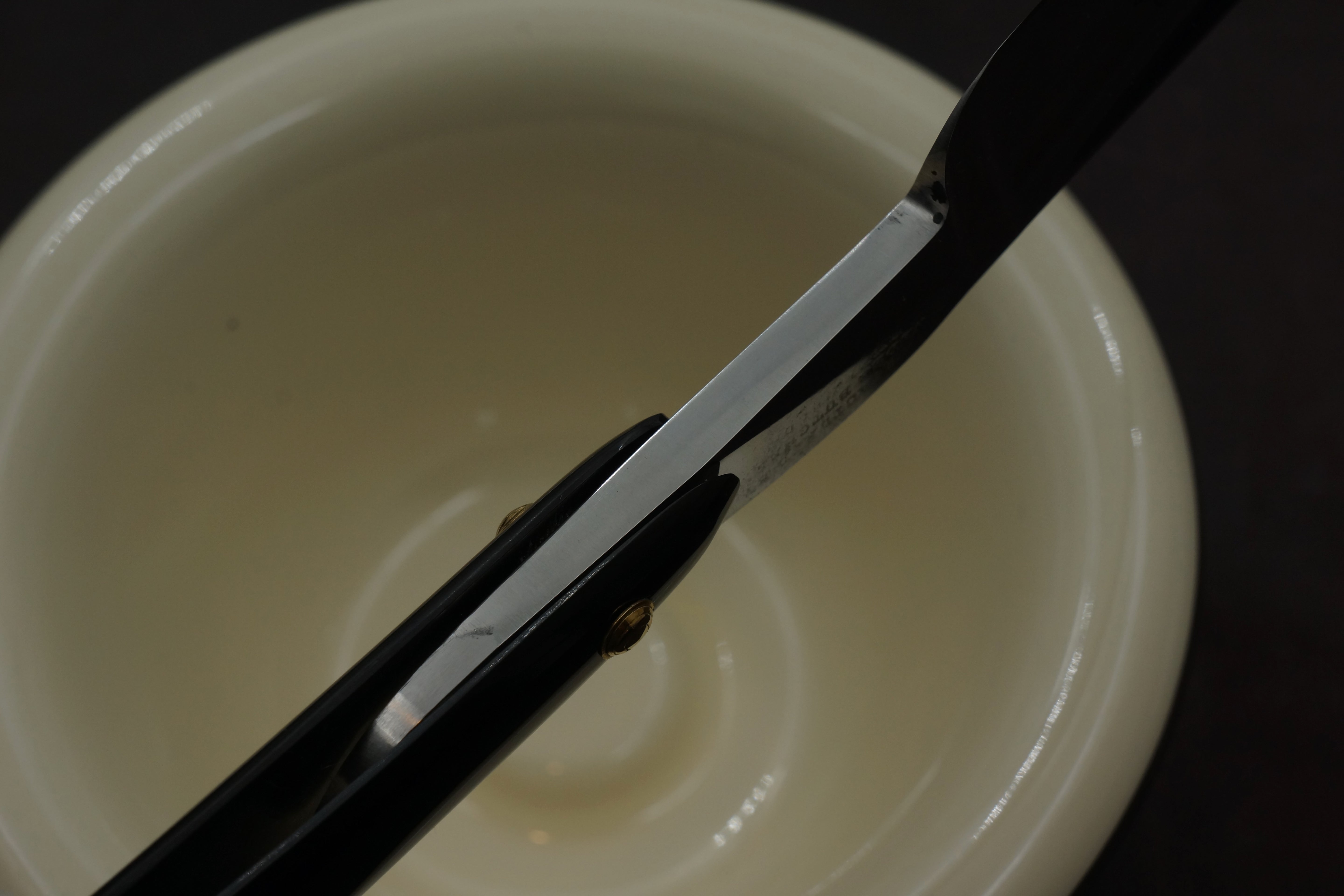 Wade & Butcher "Celebrated Hollow Ground for Barbers Use" 1" Blade with New Horn Scales Sheffield Straight Razor - Shave Ready