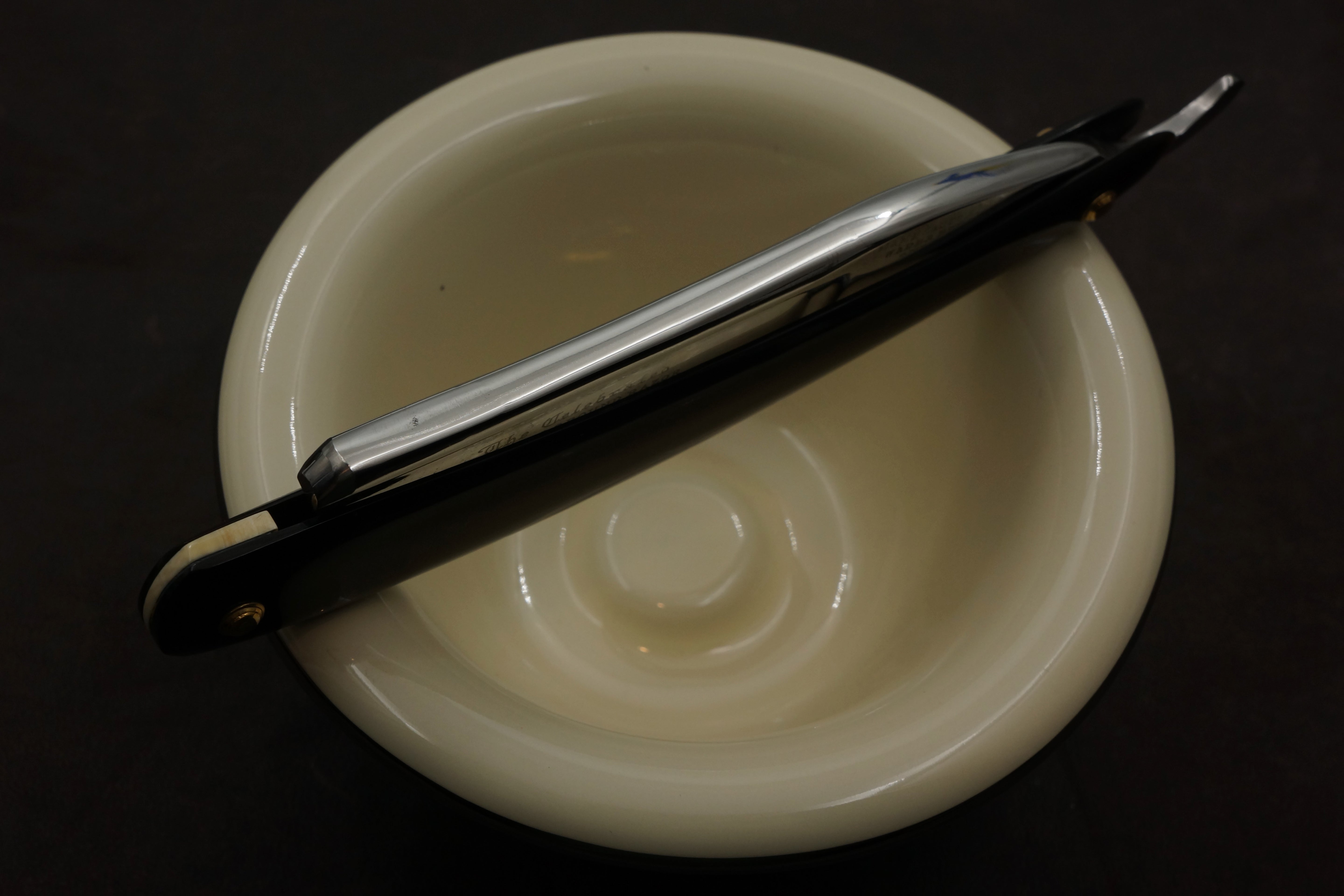 Wade & Butcher "Celebrated Hollow Ground for Barbers Use" 1" Blade with New Horn Scales Sheffield Straight Razor - Shave Ready