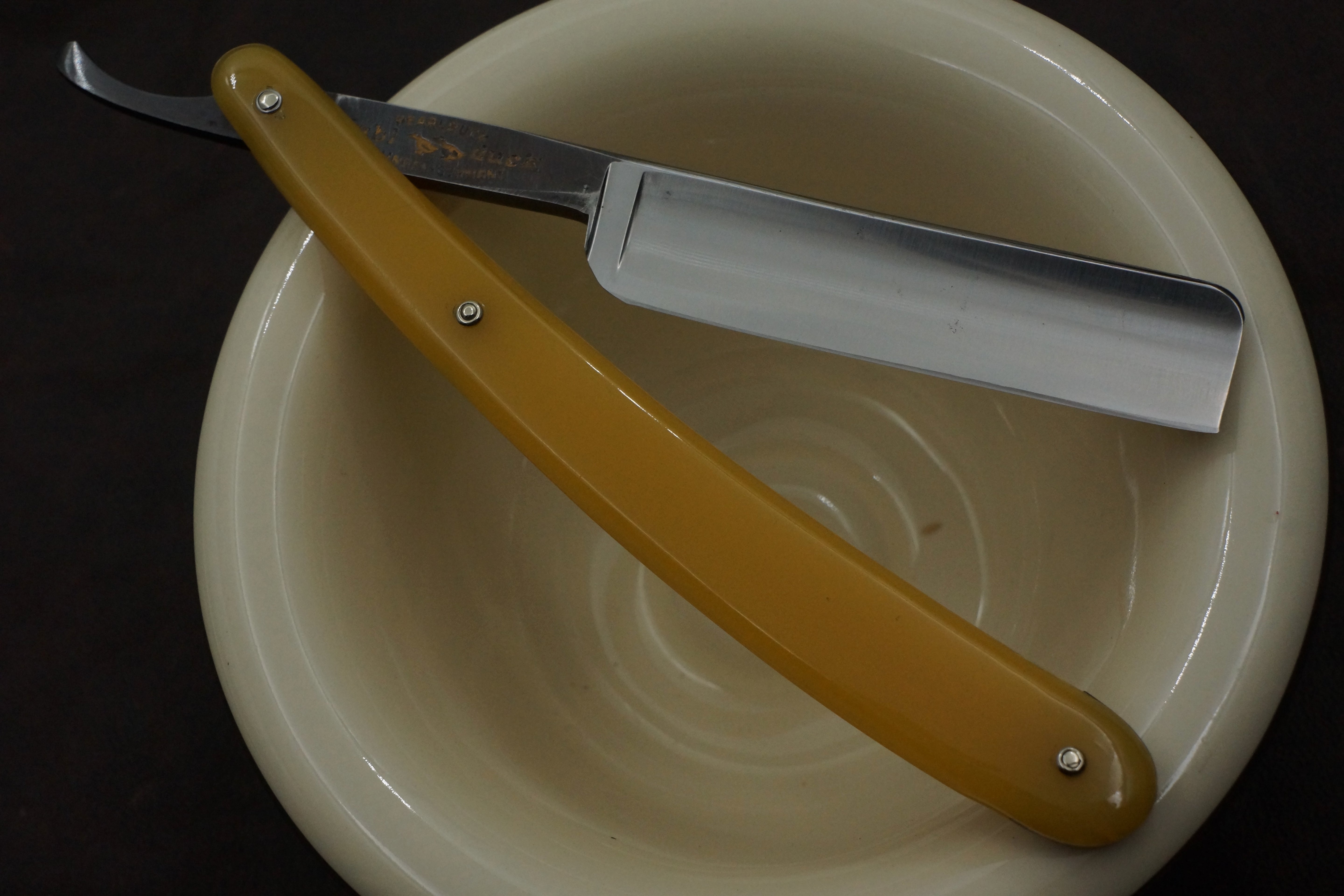 Dubl Duck Dwarf 5/8 Blade - Excellent Vintage Solingen Straight Razor - Shave Ready