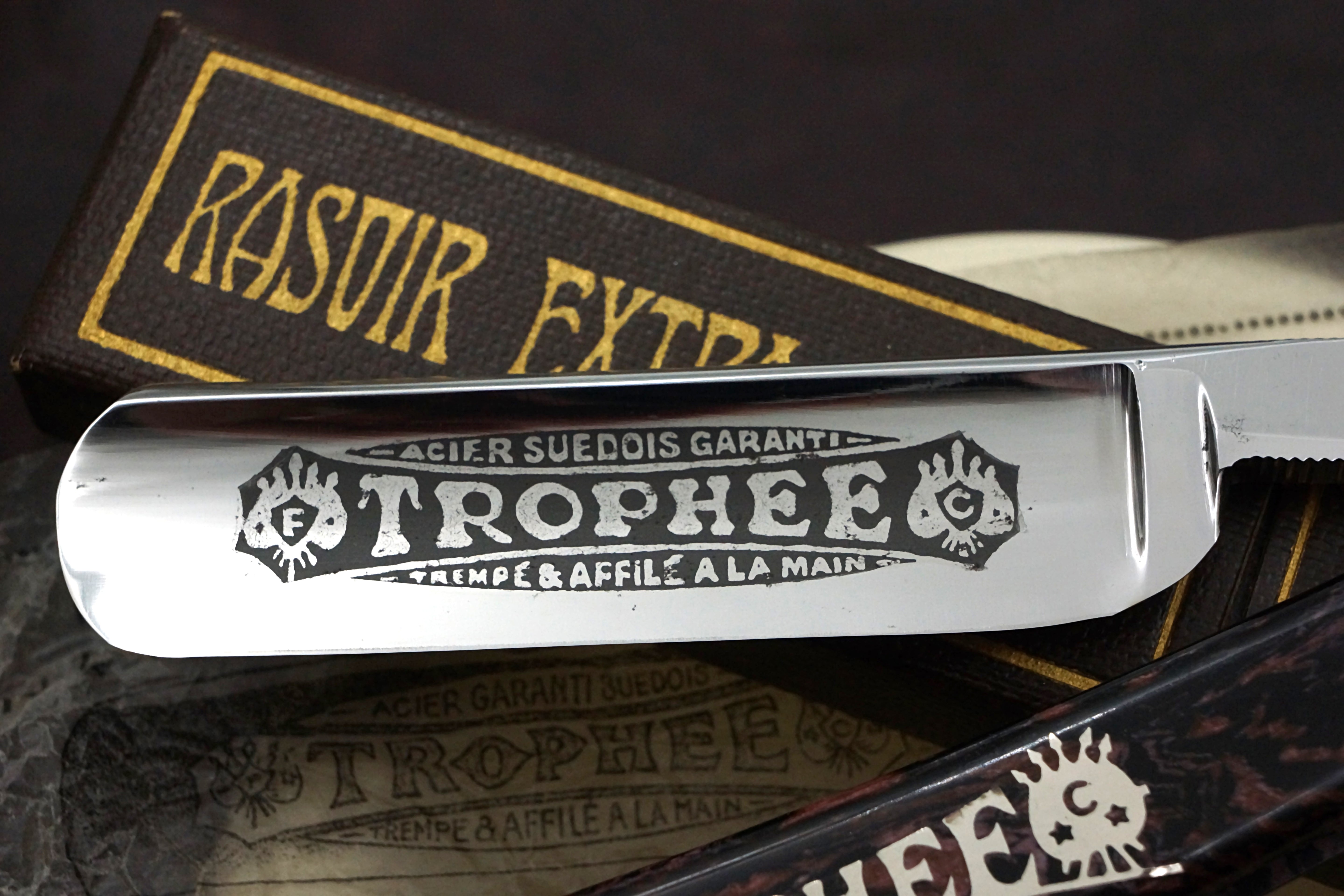 L' ESPAGNOLETTE Trophee - Like New NOS? 13/16 Full Hollow Blade - Vintage French Straight Razor - Shave Ready