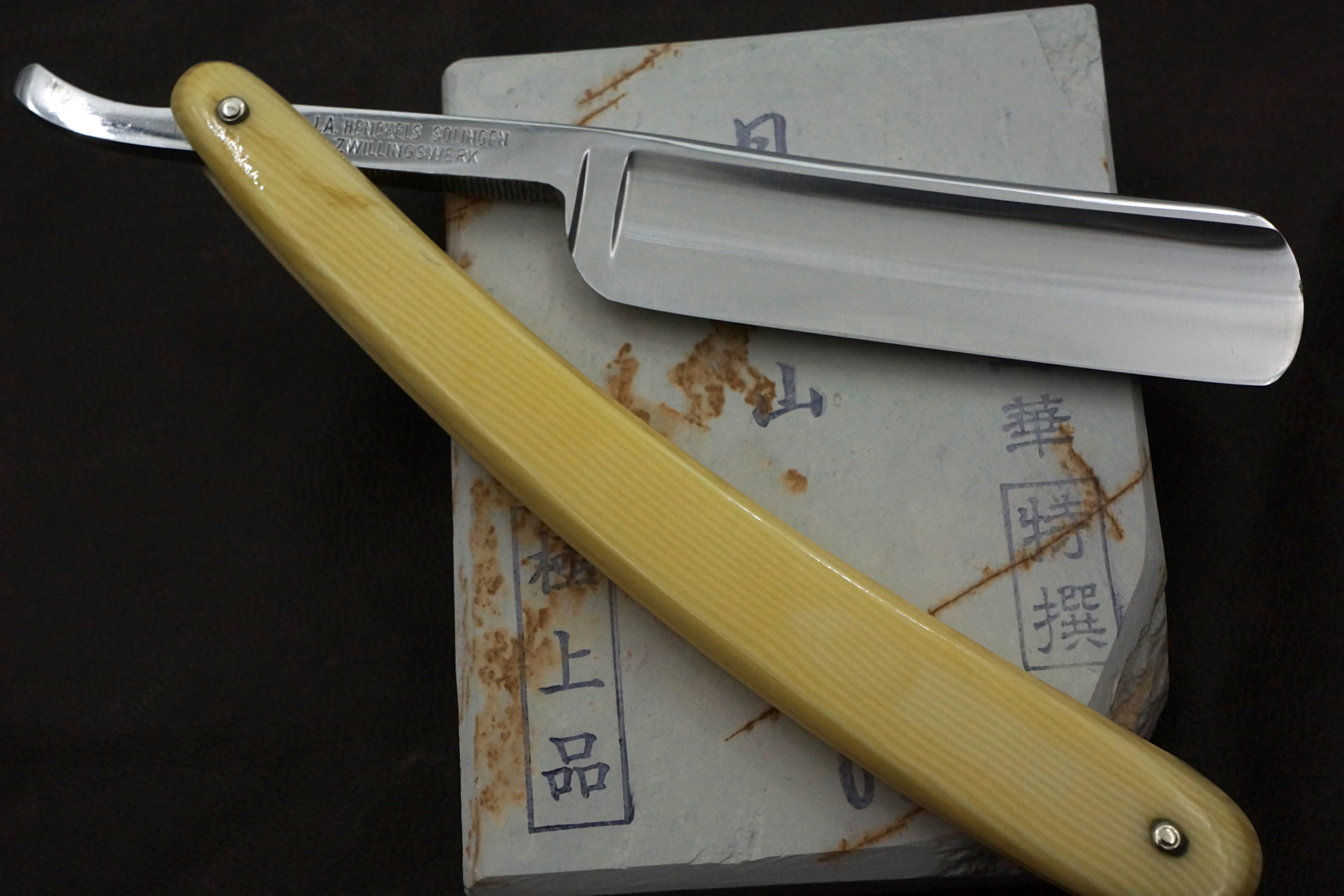 Henckels Friodur 13/16 No. 72 1/2 - Near Mint Stainless Steel Full Hollow - Solingen Straight Razor - Shave Ready