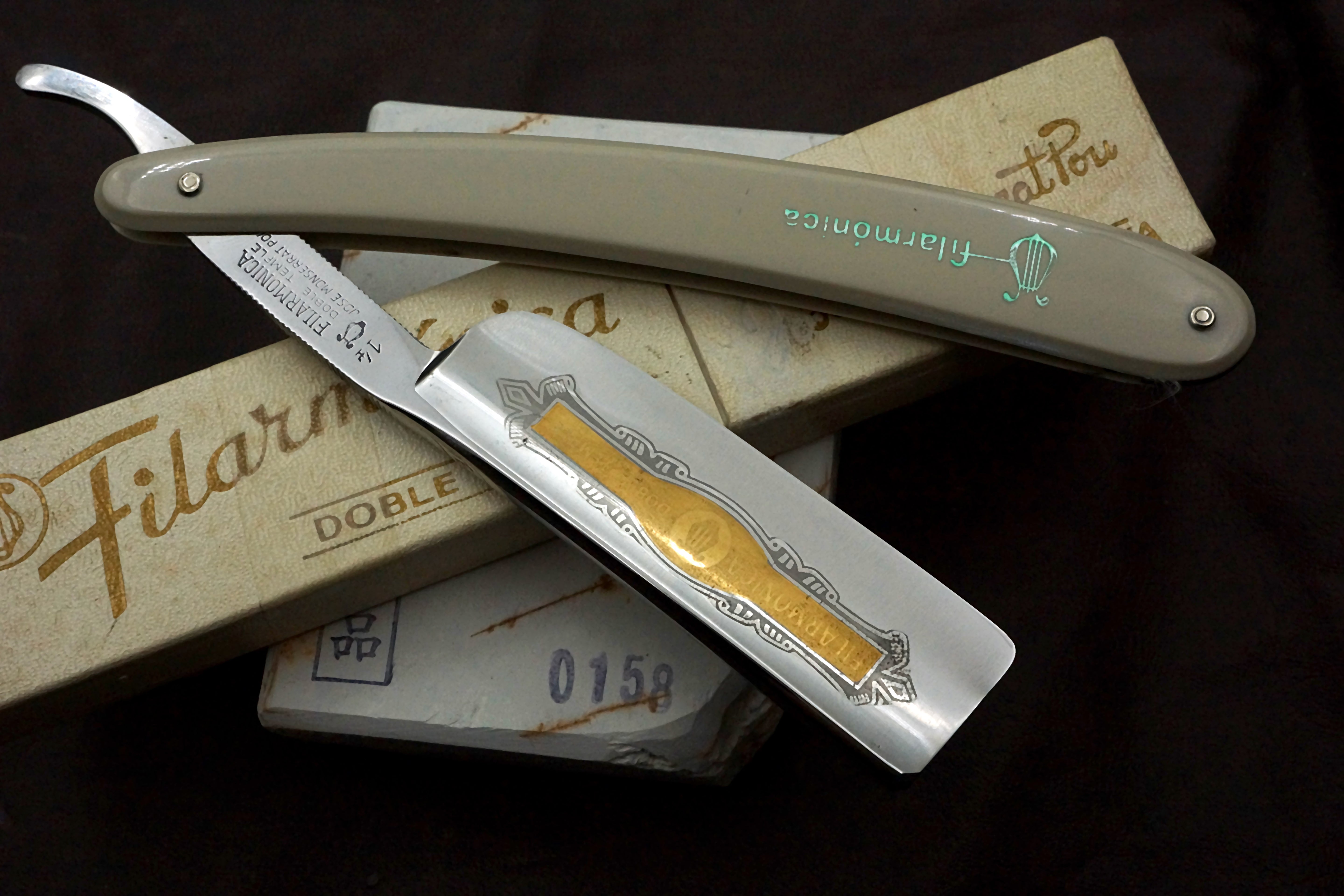 Filarmonica JMP Doble Temple No. 14 15/16" Full Hollow Blade - Near Mint Vintage Spanish Straight Razor - Shave Ready