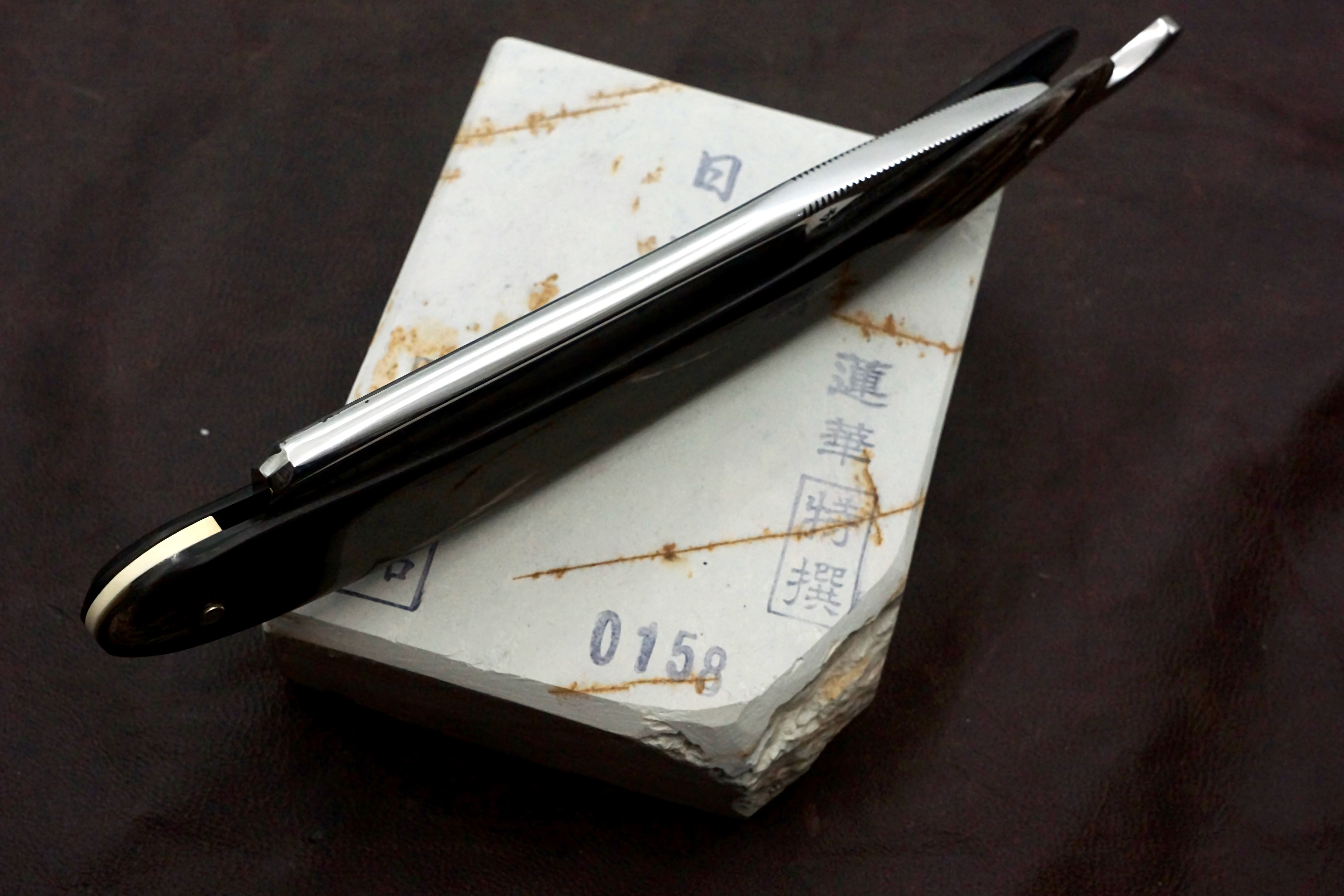 Schulze No. 14 15/16 Full Hollow - Solingen Straight Razor with Horn Scales - Shave Ready