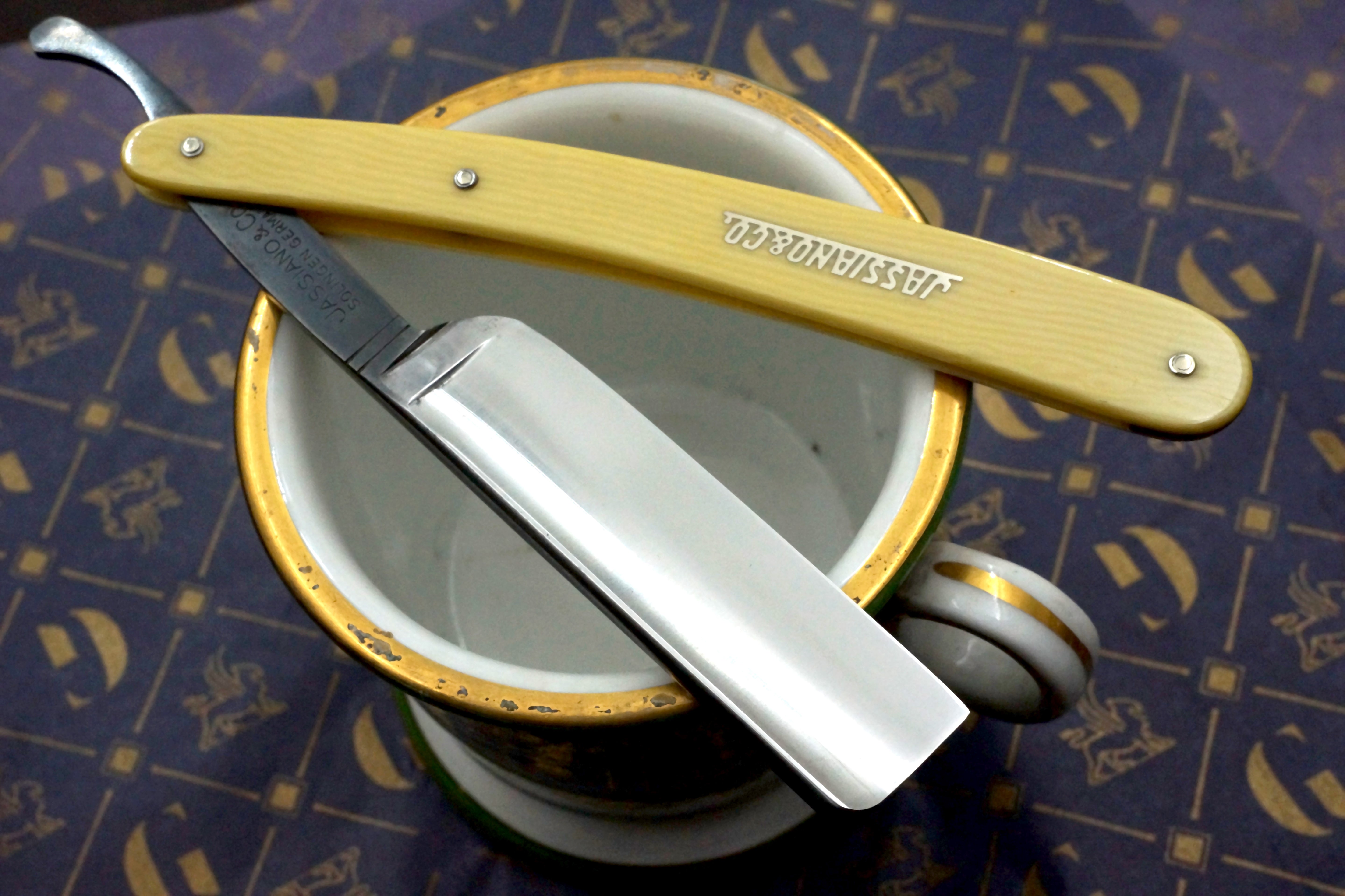 Jassiano & Co. 13/16 Blade - Near Mint Vintage Solingen Straight Razor - Shave Ready