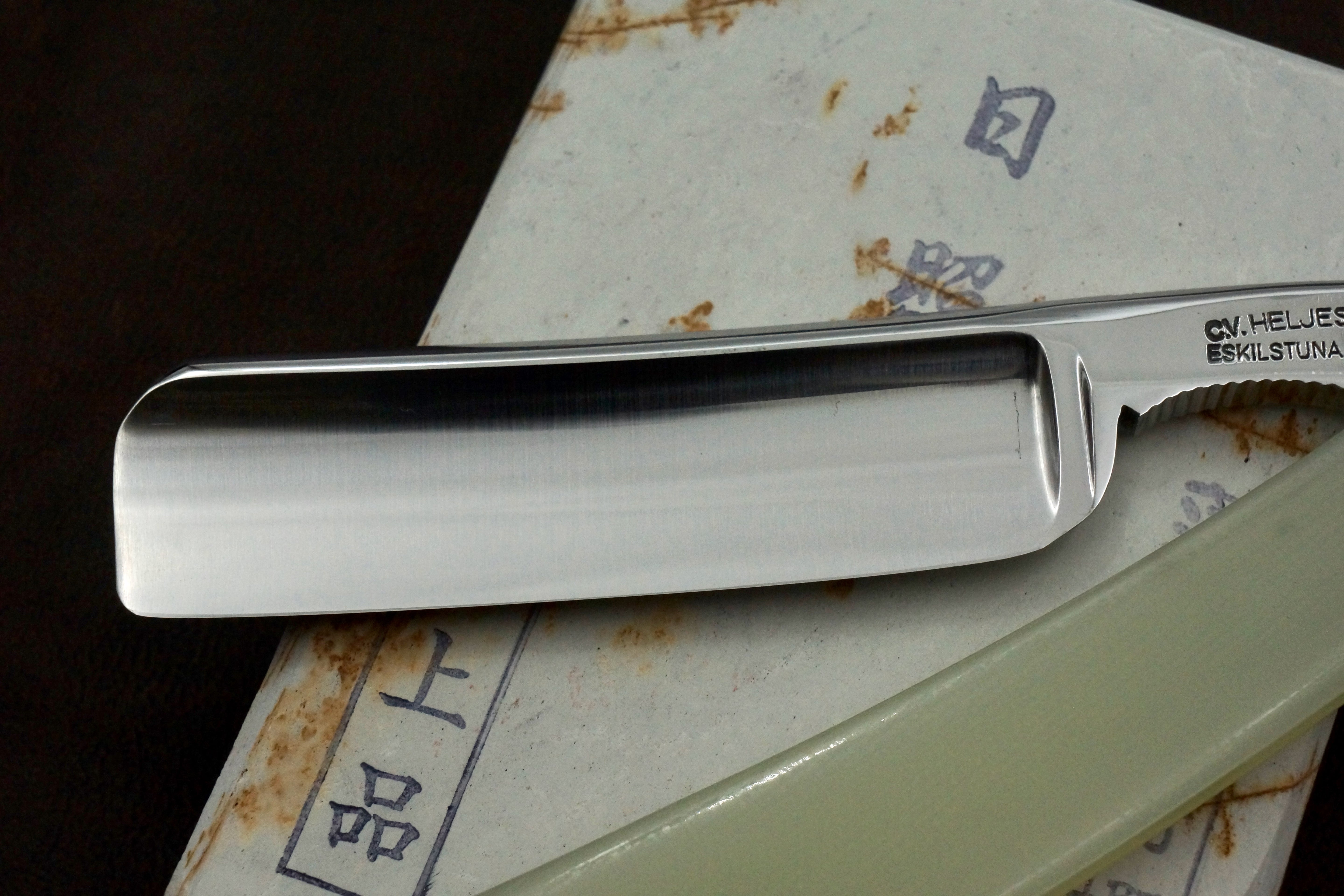 C.V. Heljestrand MK No.32 13/16 with Custom Scales - Near Pristine Vintage Eskilstuna Sweden Straight Razor - Shave Ready (Copy)