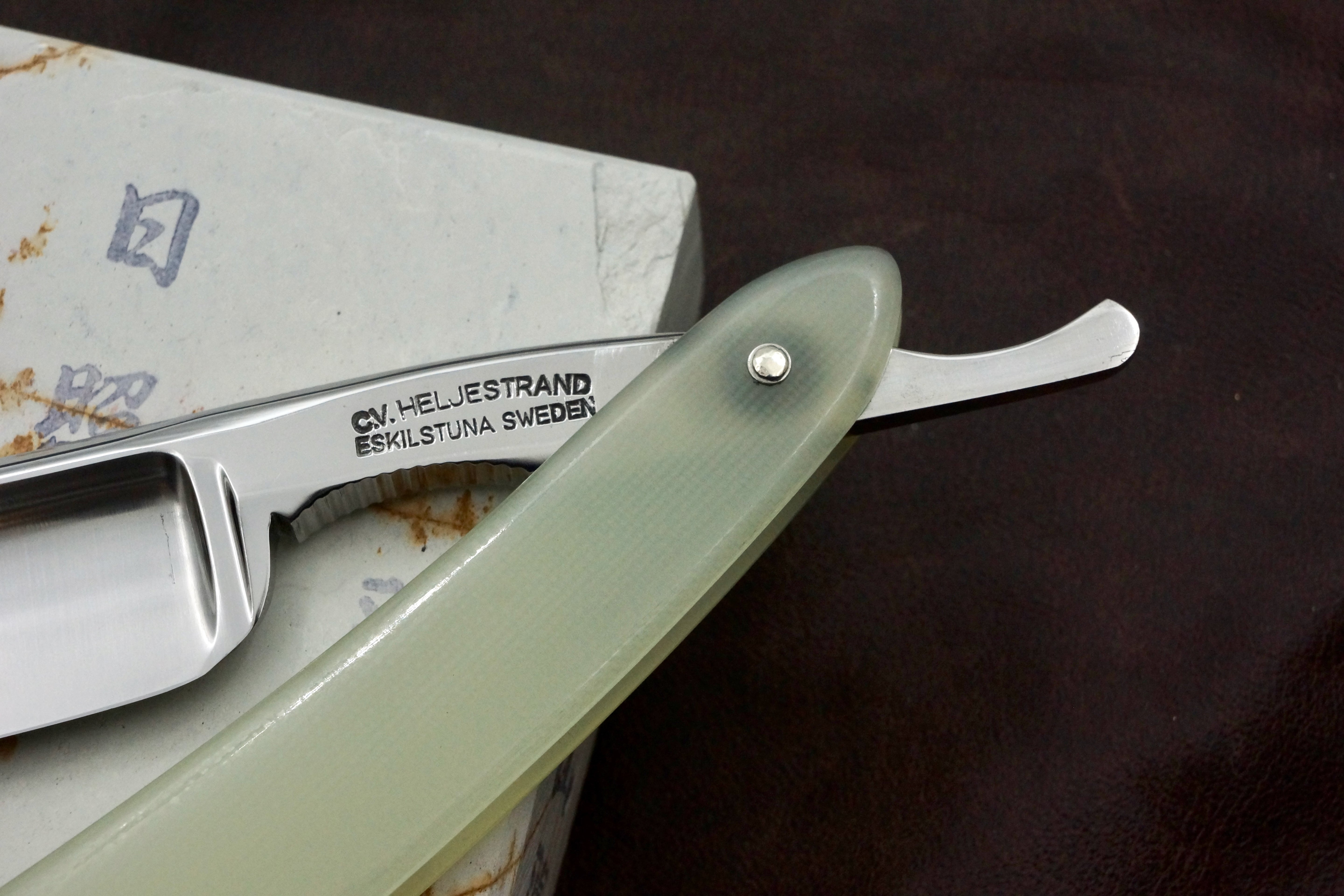 C.V. Heljestrand MK No.32 13/16 with Custom Scales - Near Pristine Vintage Eskilstuna Sweden Straight Razor - Shave Ready (Copy)