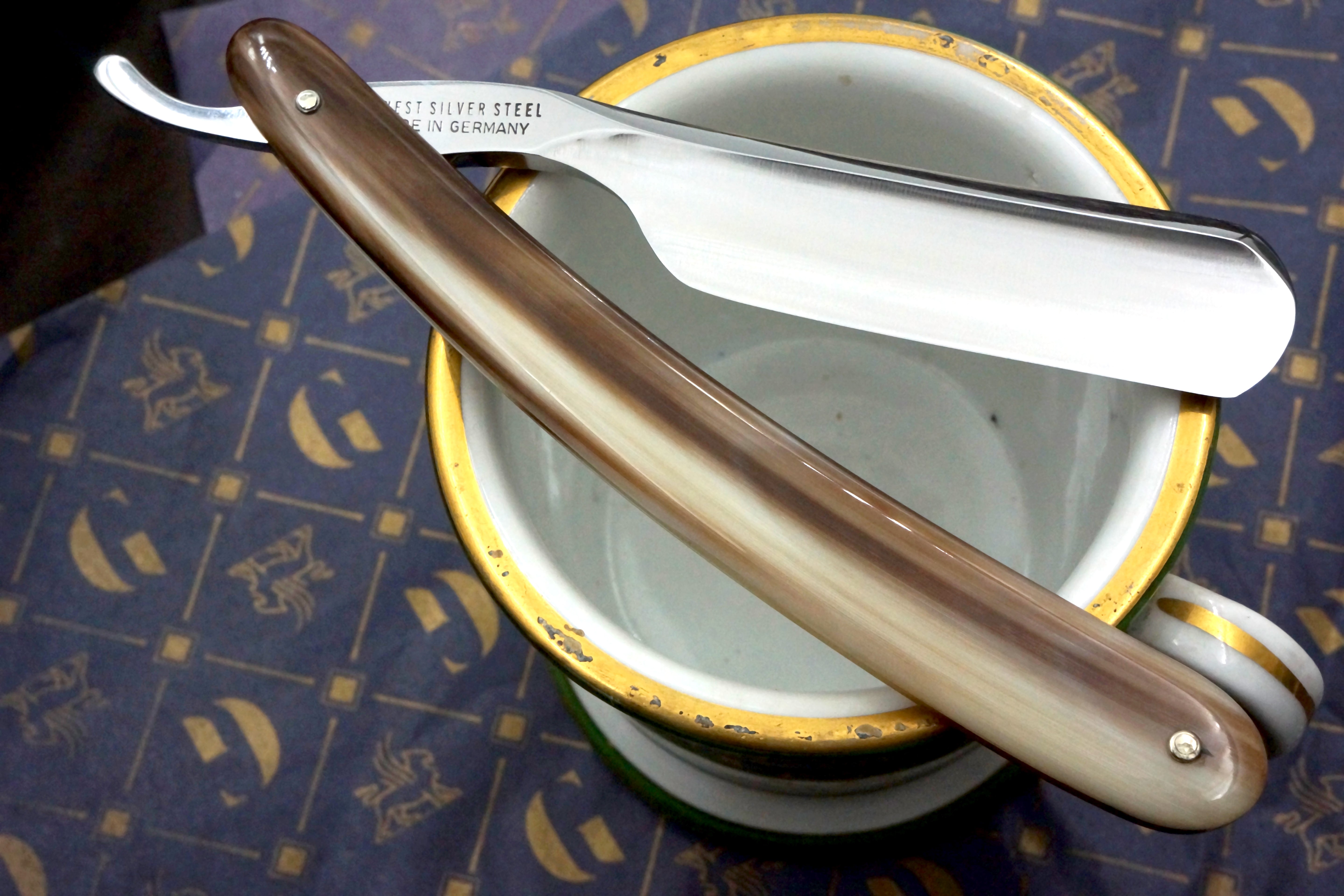 Wacker 6/8 Full Hollow Blade - Horn Scales Solingen Straight Razor - Shave Ready