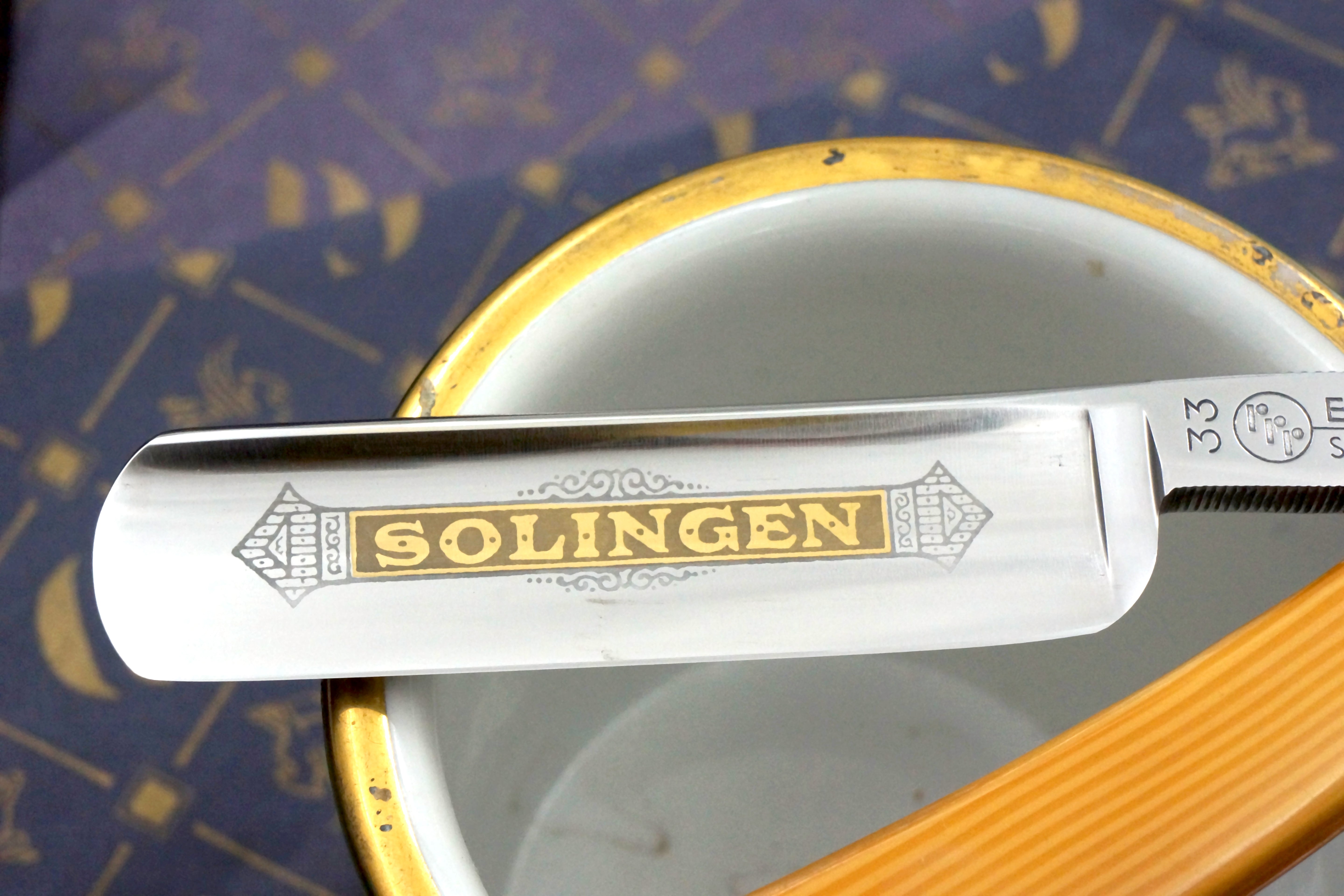 Efendi No.33 - 13/16 Excellent Stainless Steel Full Hollow - Solingen Straight Razor - Shave Ready