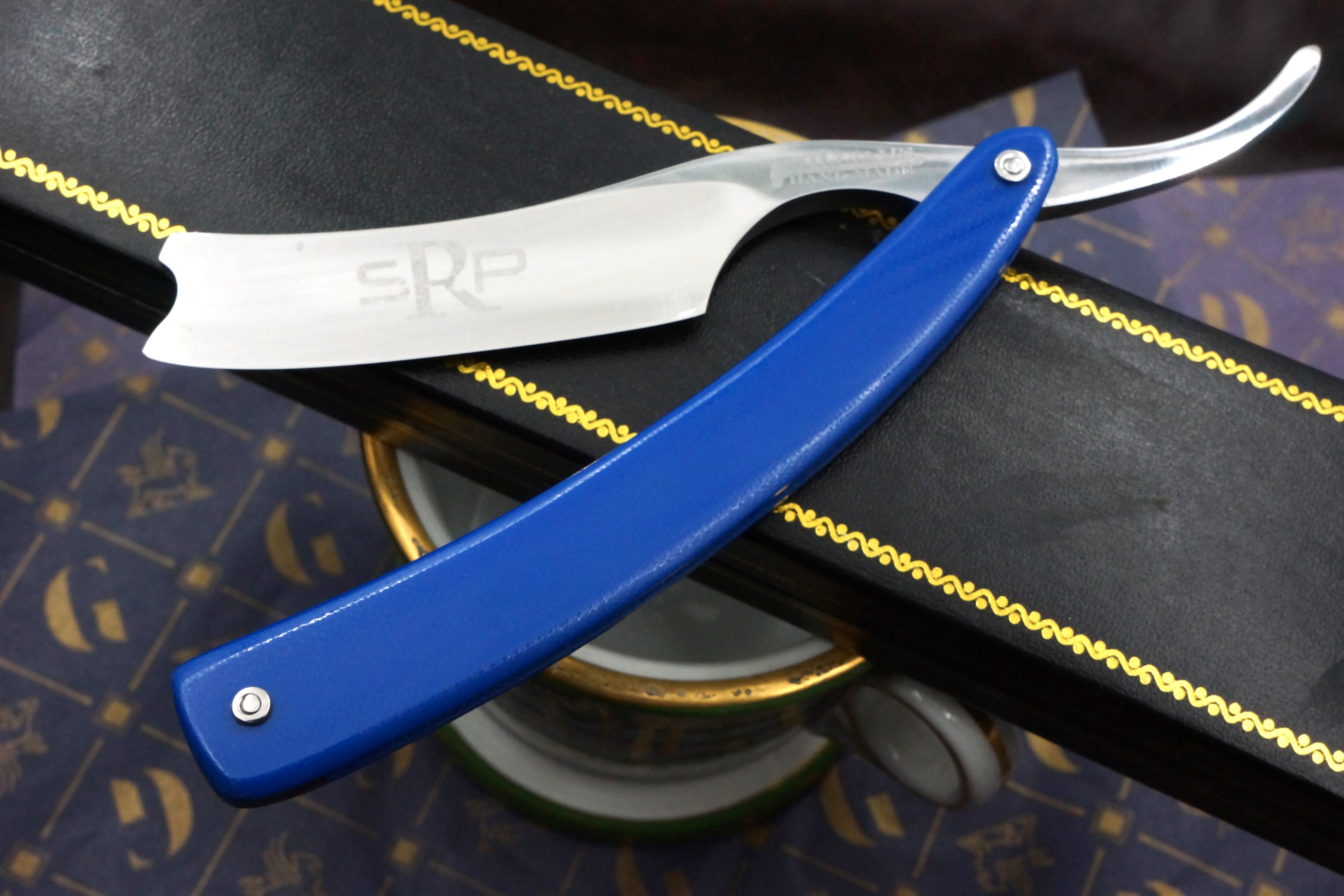 Robert Williams Straight Razor Place Special Edition - 6/8 Custom Straight Razor - Shave Ready