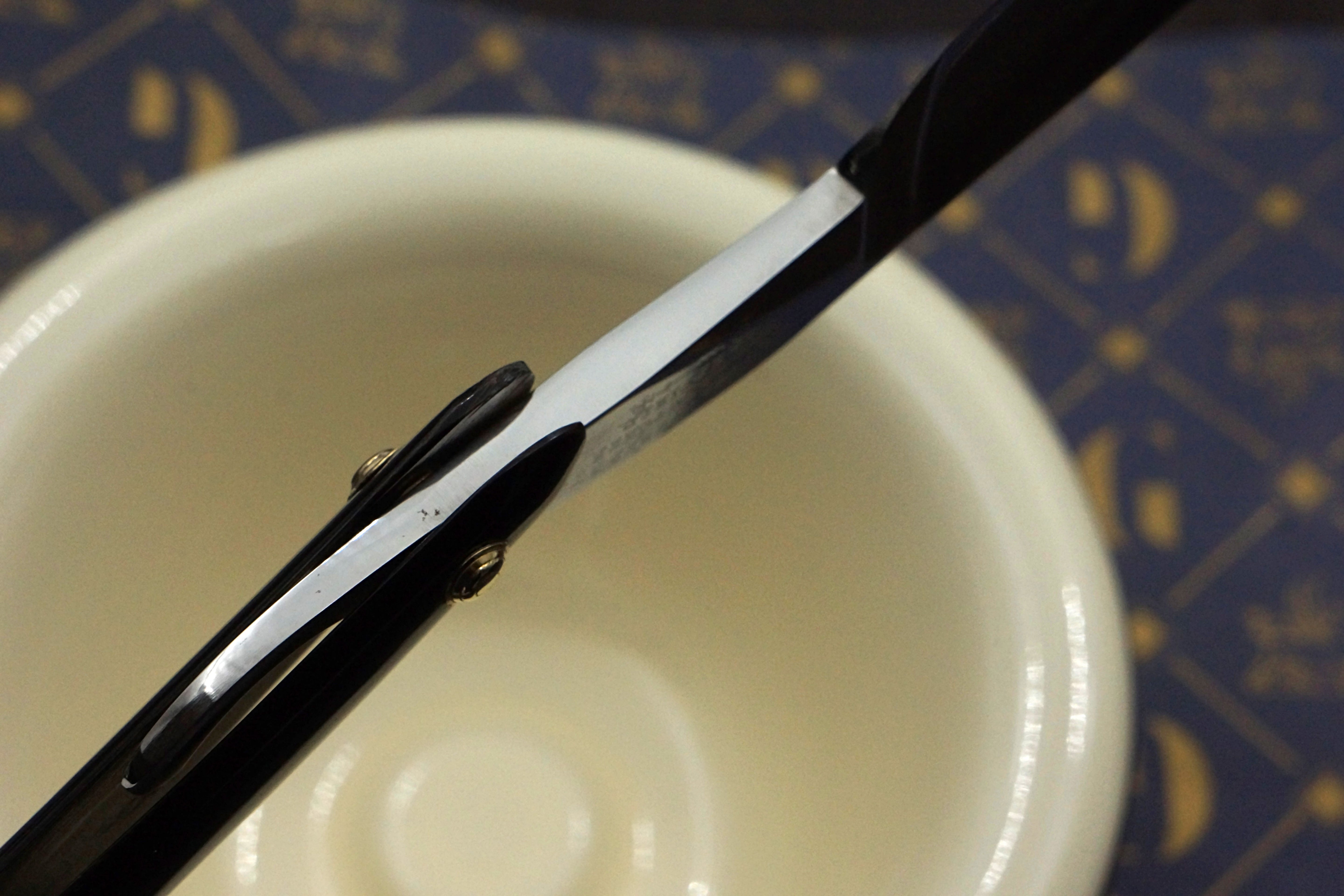 Wade & Butcher Celebrated Hollow Ground 7/8" wide - Fully Restored with Original Scales Sheffield Straight Razor - Shave Ready