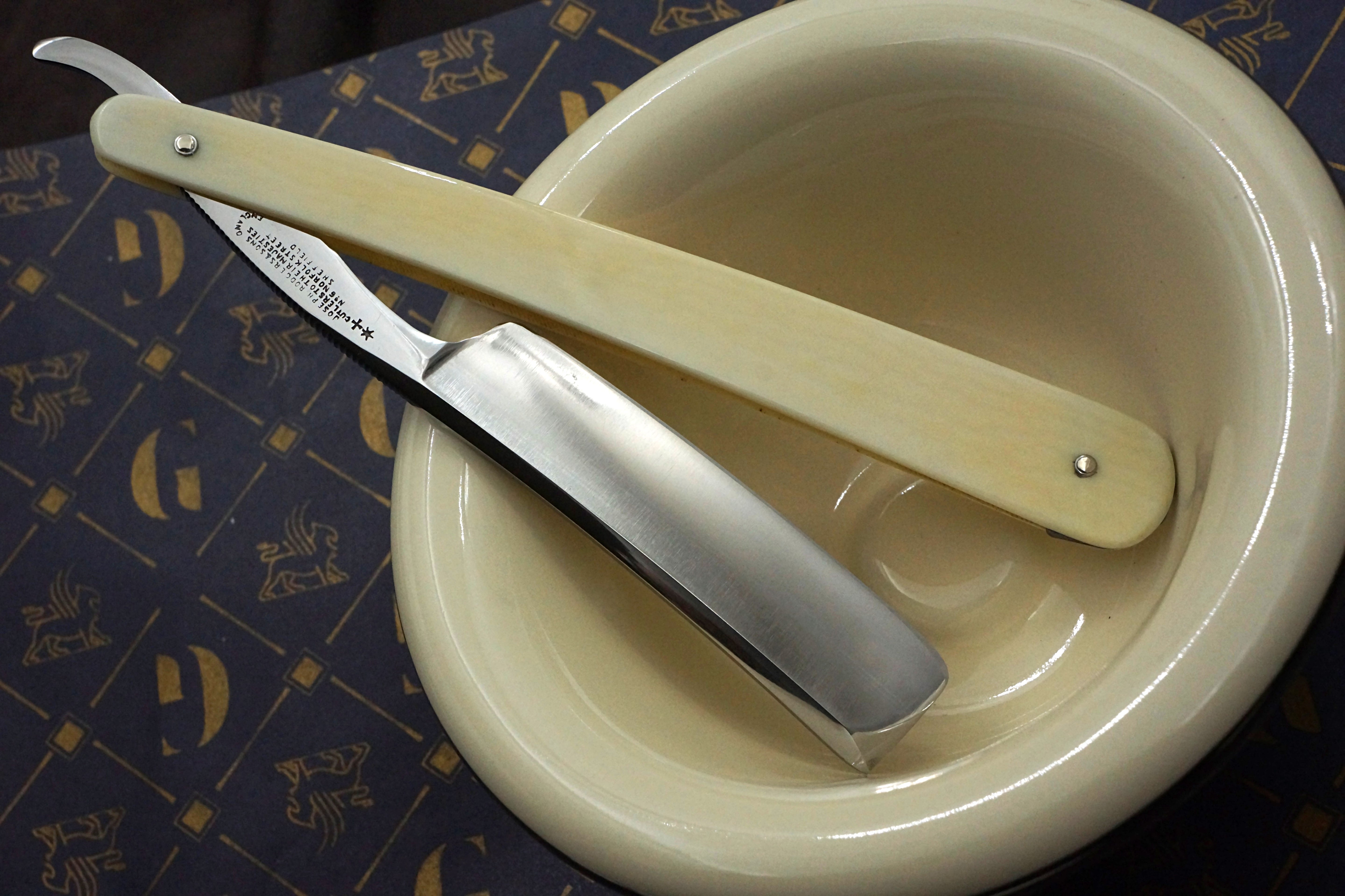 Joseph Rodgers & Sons - Stunning 6/8 Ivory Scaled Fancy Grind - Vintage Sheffield Straight Razor - Shave Ready