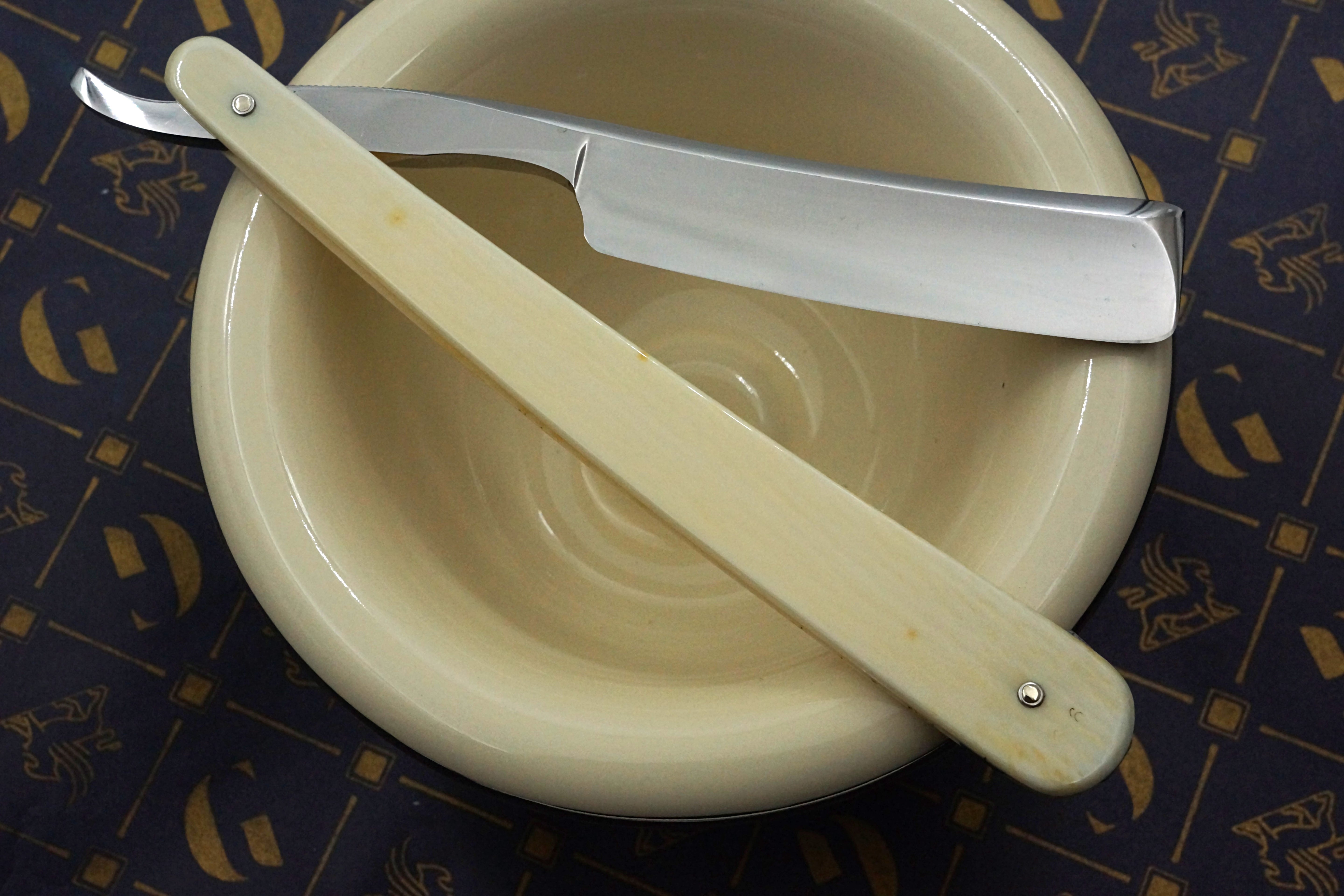 Joseph Rodgers & Sons - Stunning 6/8 Ivory Scaled Fancy Grind - Vintage Sheffield Straight Razor - Shave Ready