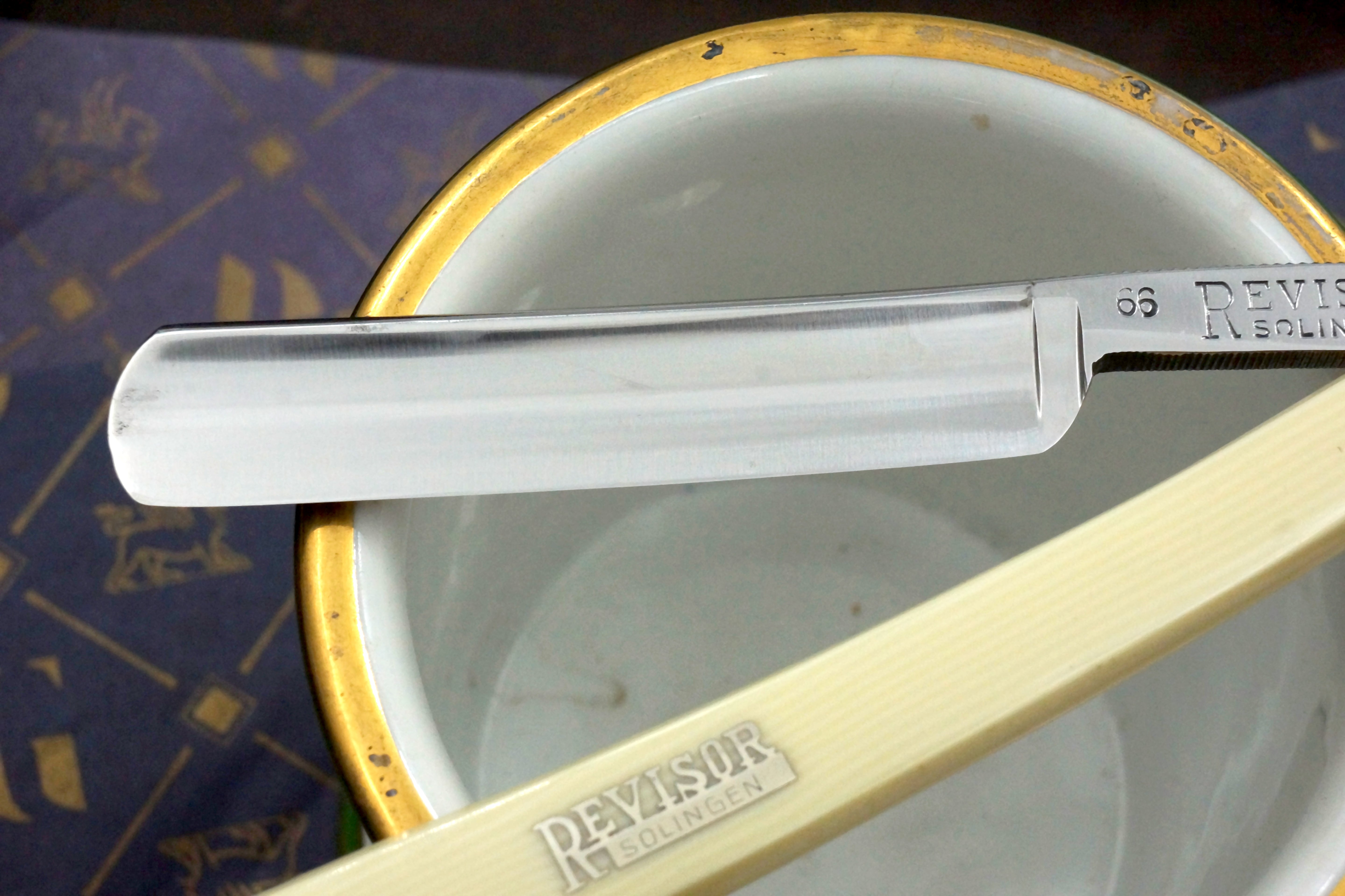 C. Friedrich Schmidt Revisor 9/16 Full Hollow - Excellent+ Vintage Solingen Straight Razor - Shave Ready