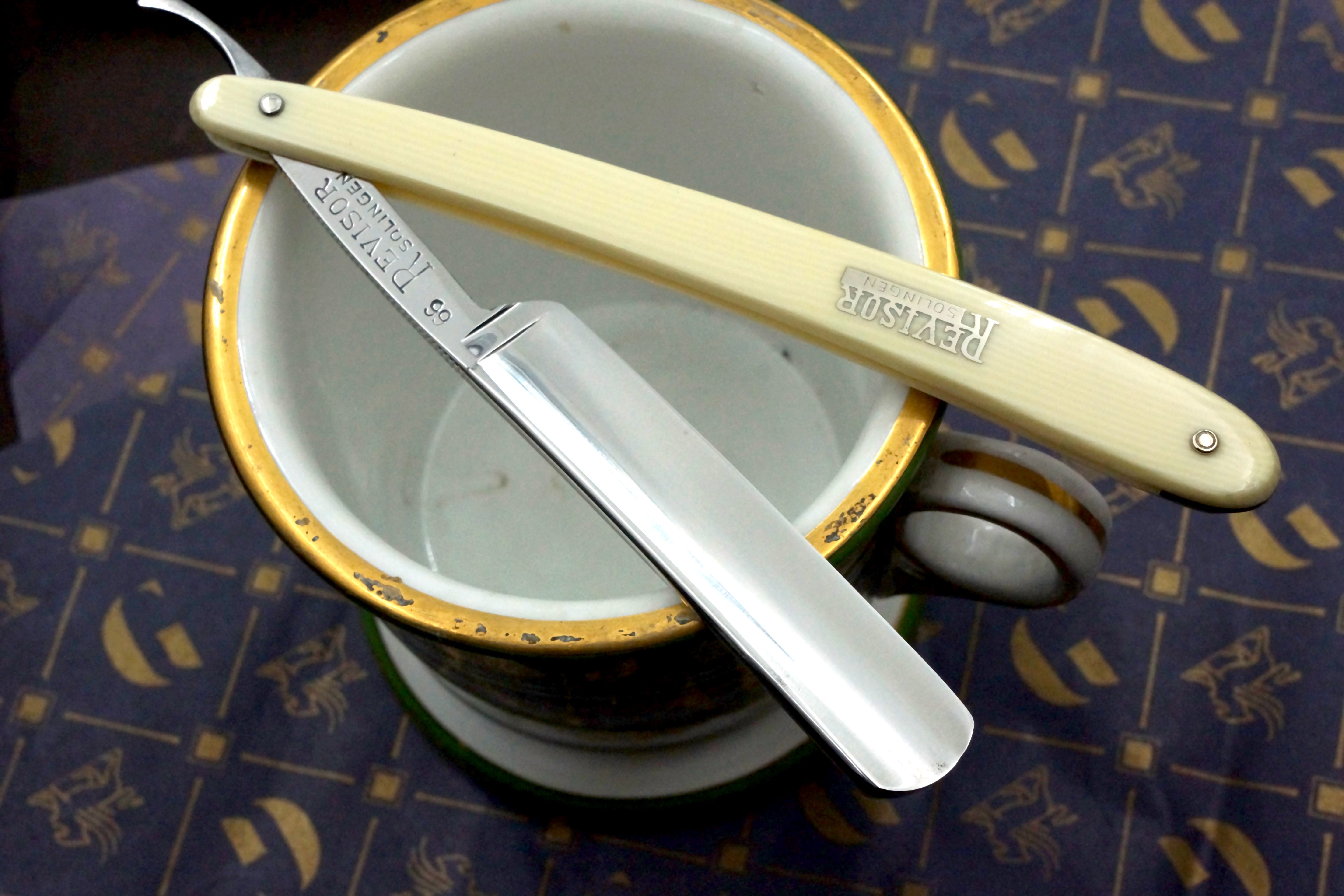 C. Friedrich Schmidt Revisor 9/16 Full Hollow - Excellent+ Vintage Solingen Straight Razor - Shave Ready