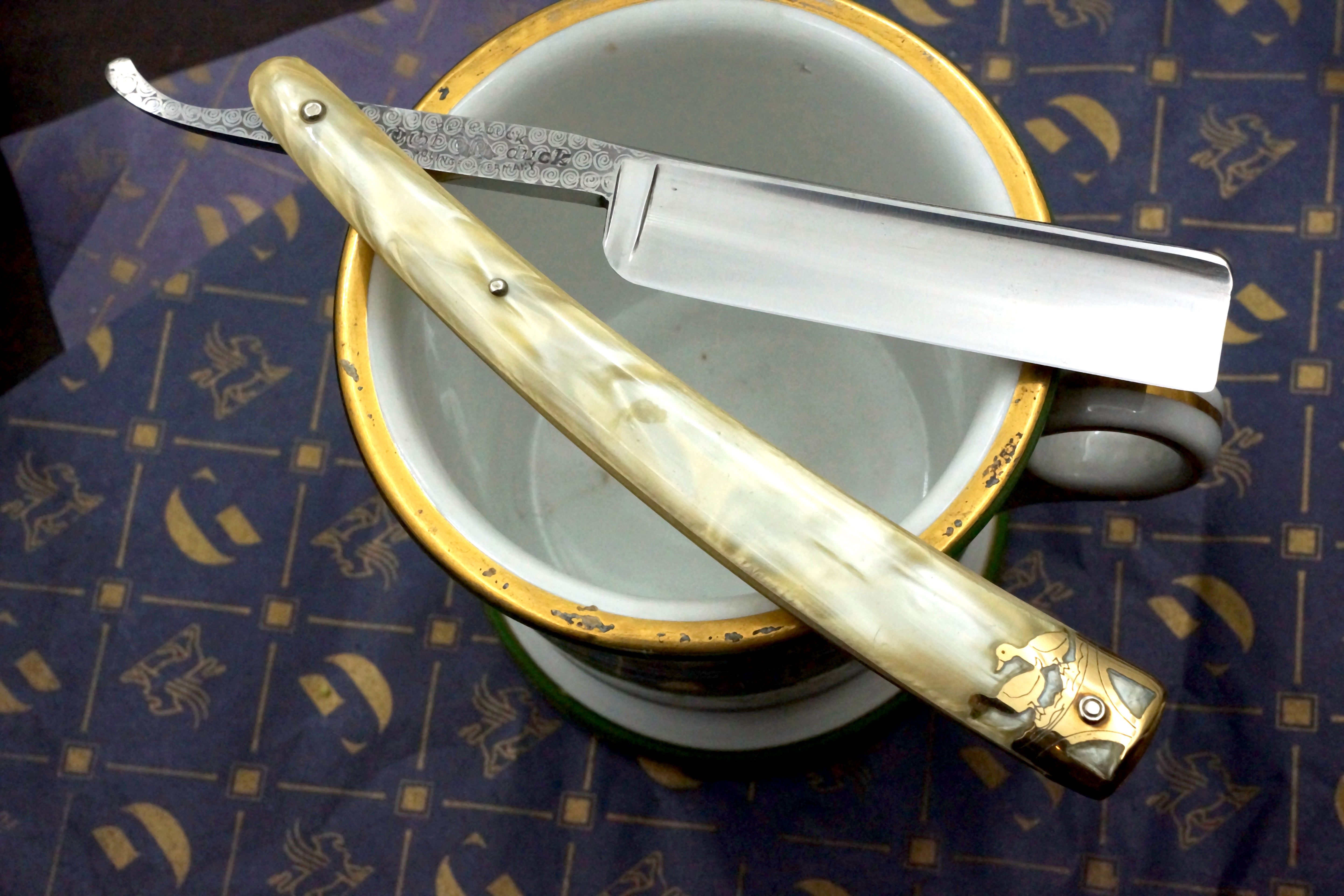Dubl Duck Wonderedge 11/16 Blade Cracked Ice Scales - Near Mint Vintage Solingen Straight Razor - Shave Ready
