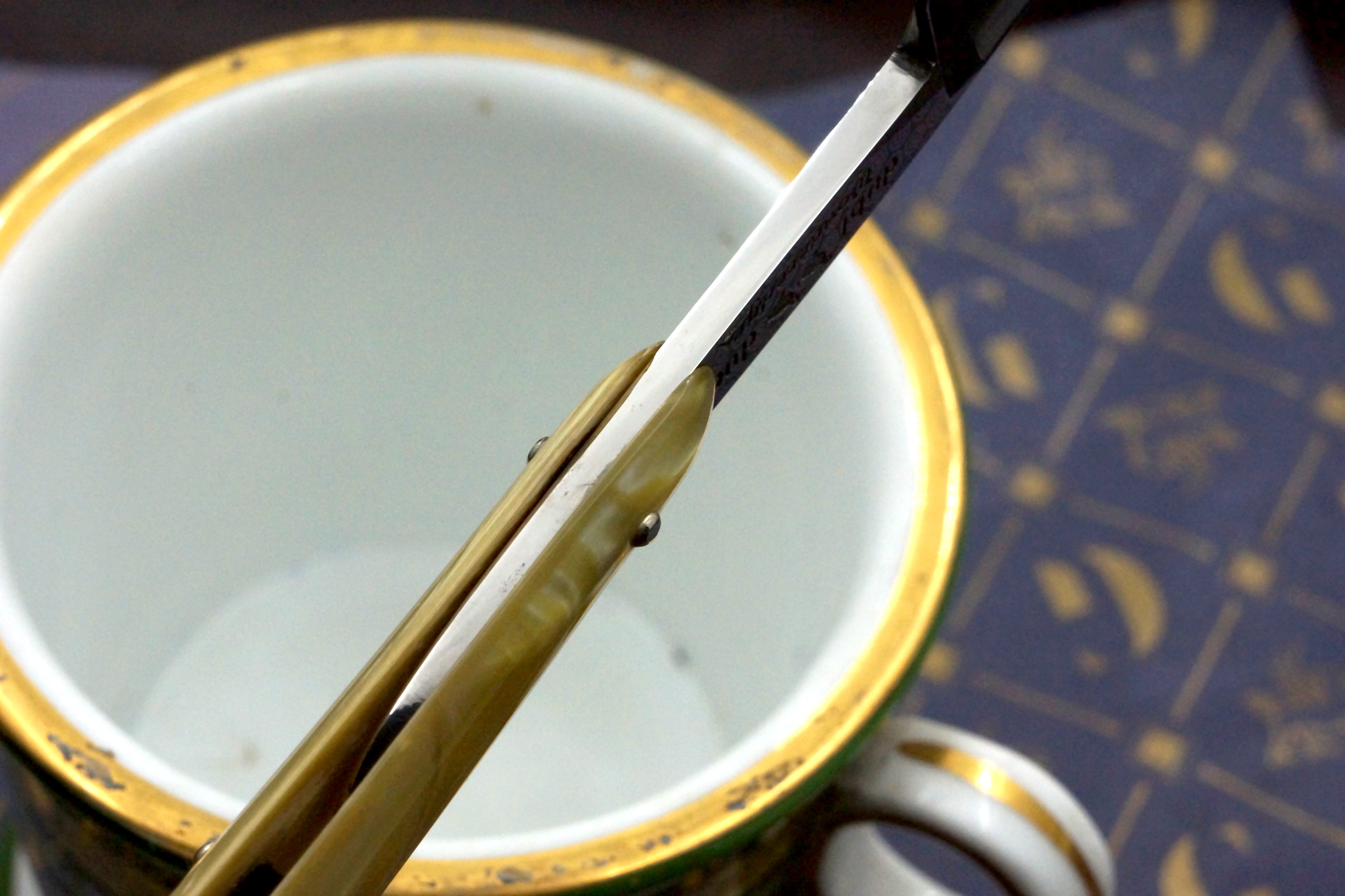 Dubl Duck Wonderedge 11/16 Blade Cracked Ice Scales - Near Mint Vintage Solingen Straight Razor - Shave Ready