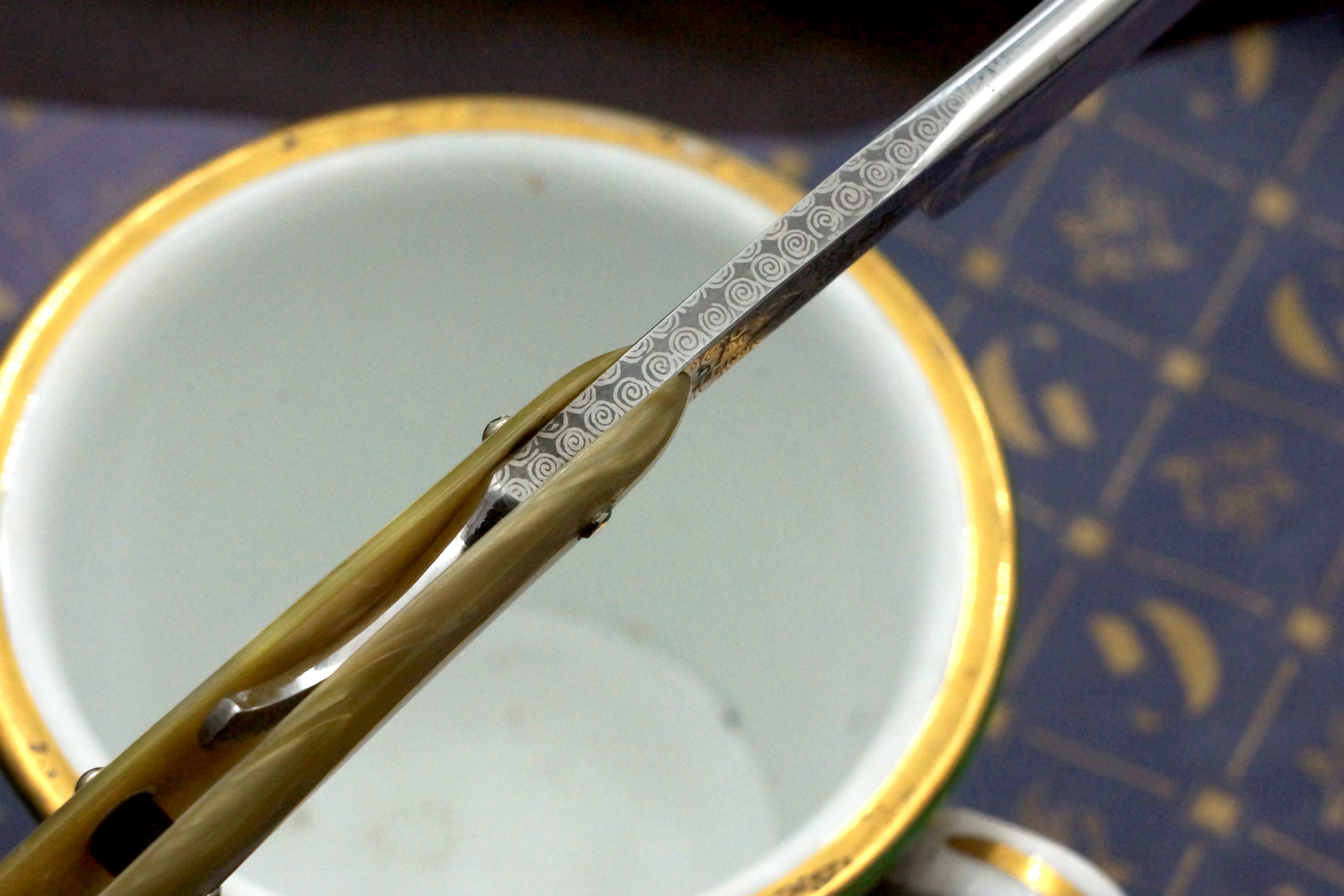 Dubl Duck Wonderedge 11/16 Blade Cracked Ice Scales - Near Mint Vintage Solingen Straight Razor - Shave Ready