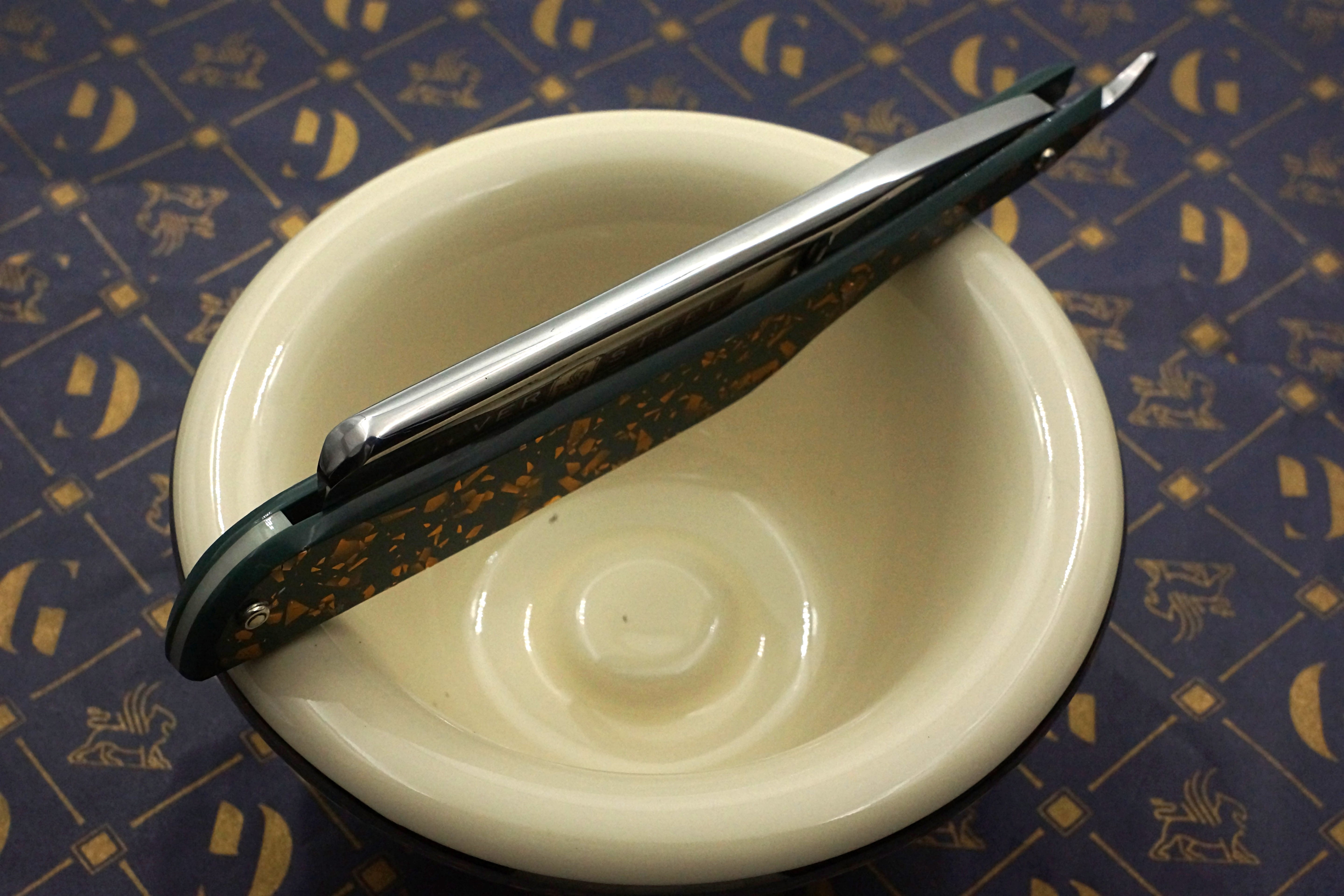 Griffith 8/8 Silver Steel Extra Hollow Etched Blade - Sage Green and Copper Flake Acrylic Scales Artisan Straight Razor - Shave Ready
