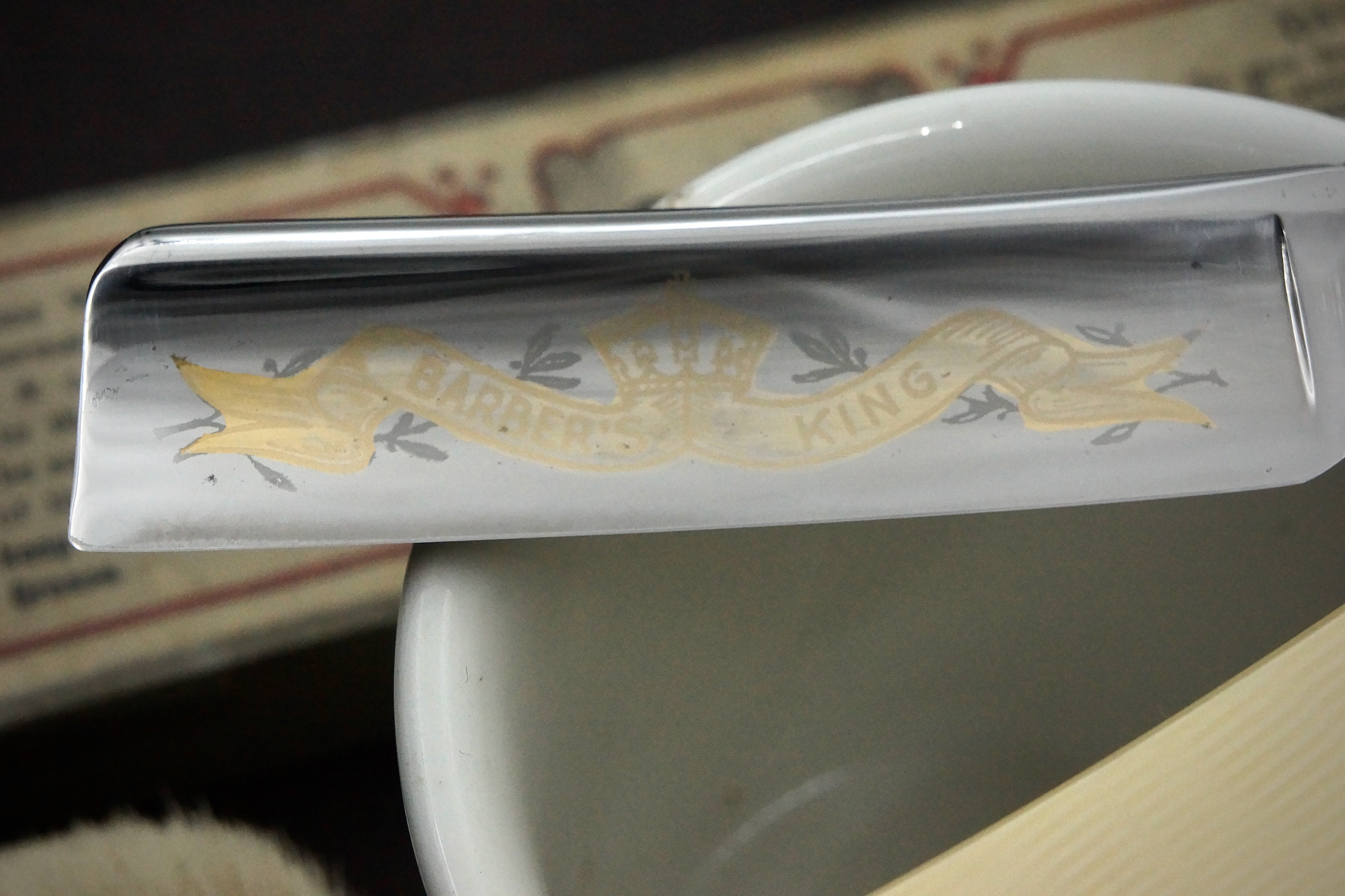 Ed Wusthoff Barber's King - Nearly New 7/8 Full Hollow Blade - Vintage Solingen Straight Razor - Shave Ready