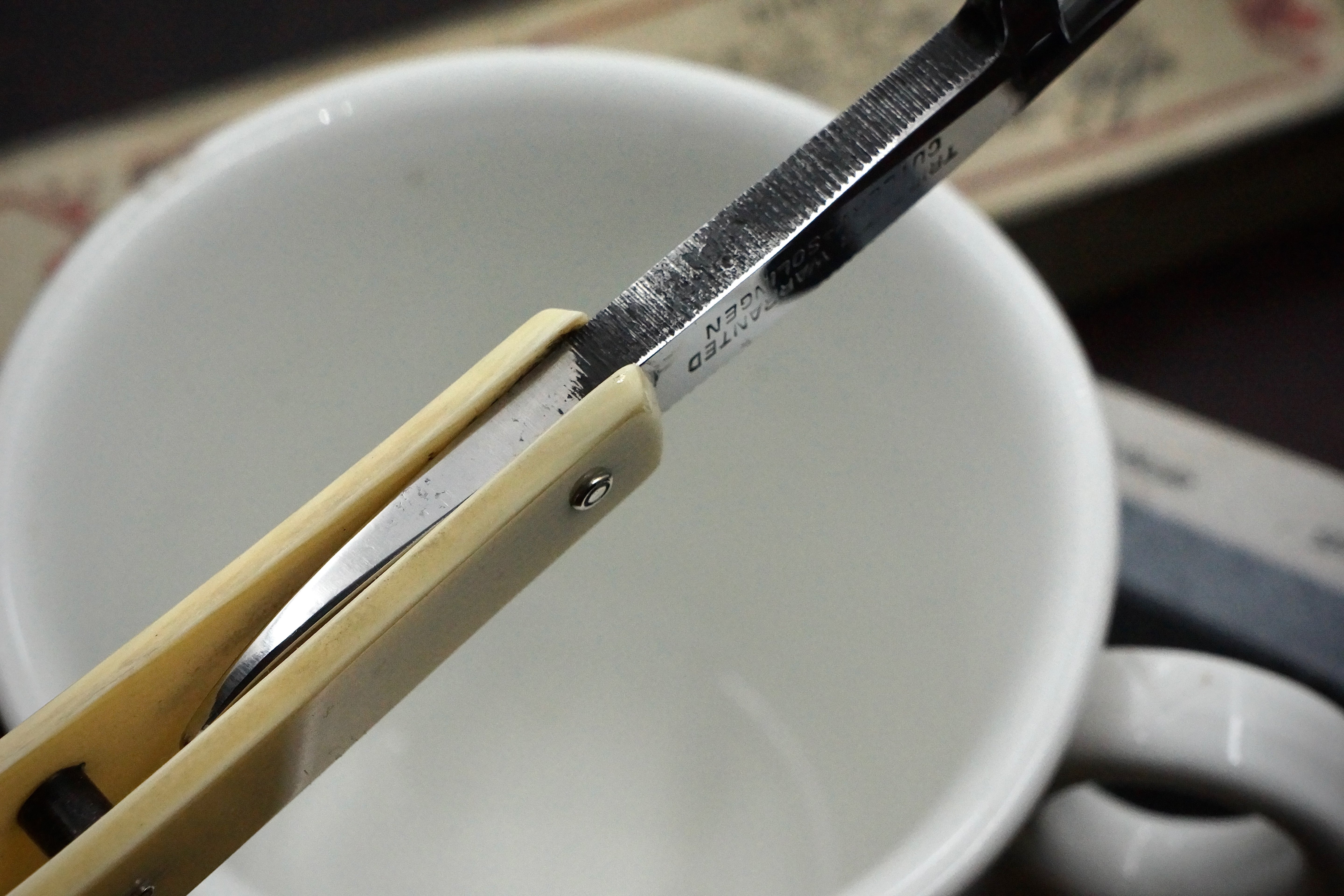 Ed Wusthoff Barber's King - Nearly New 7/8 Full Hollow Blade - Vintage Solingen Straight Razor - Shave Ready