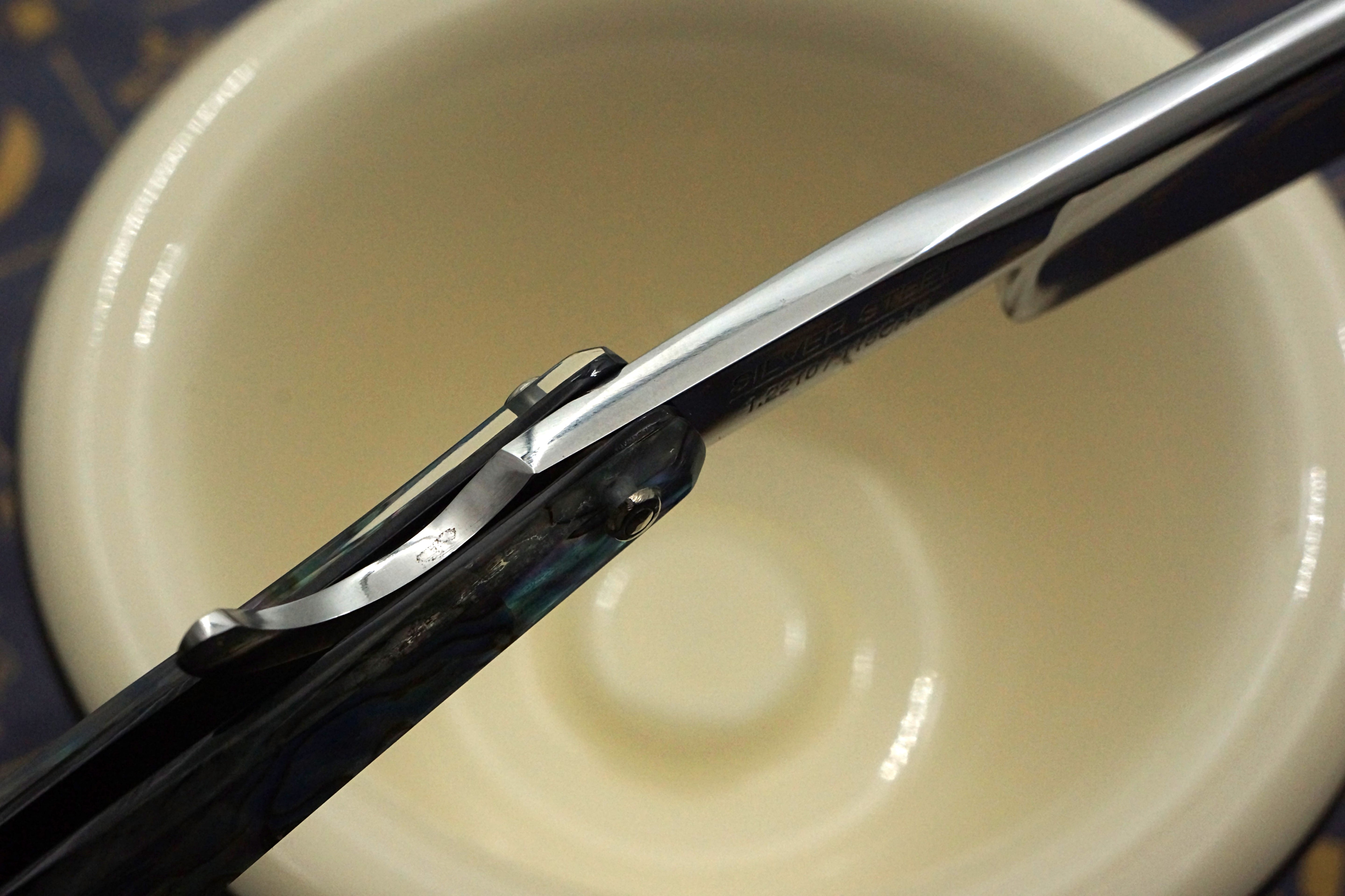 Griffith 13/16 Silver Steel Full Hollow Etched Blade - Abalone Scales Artisan Straight Razor - Shave Ready