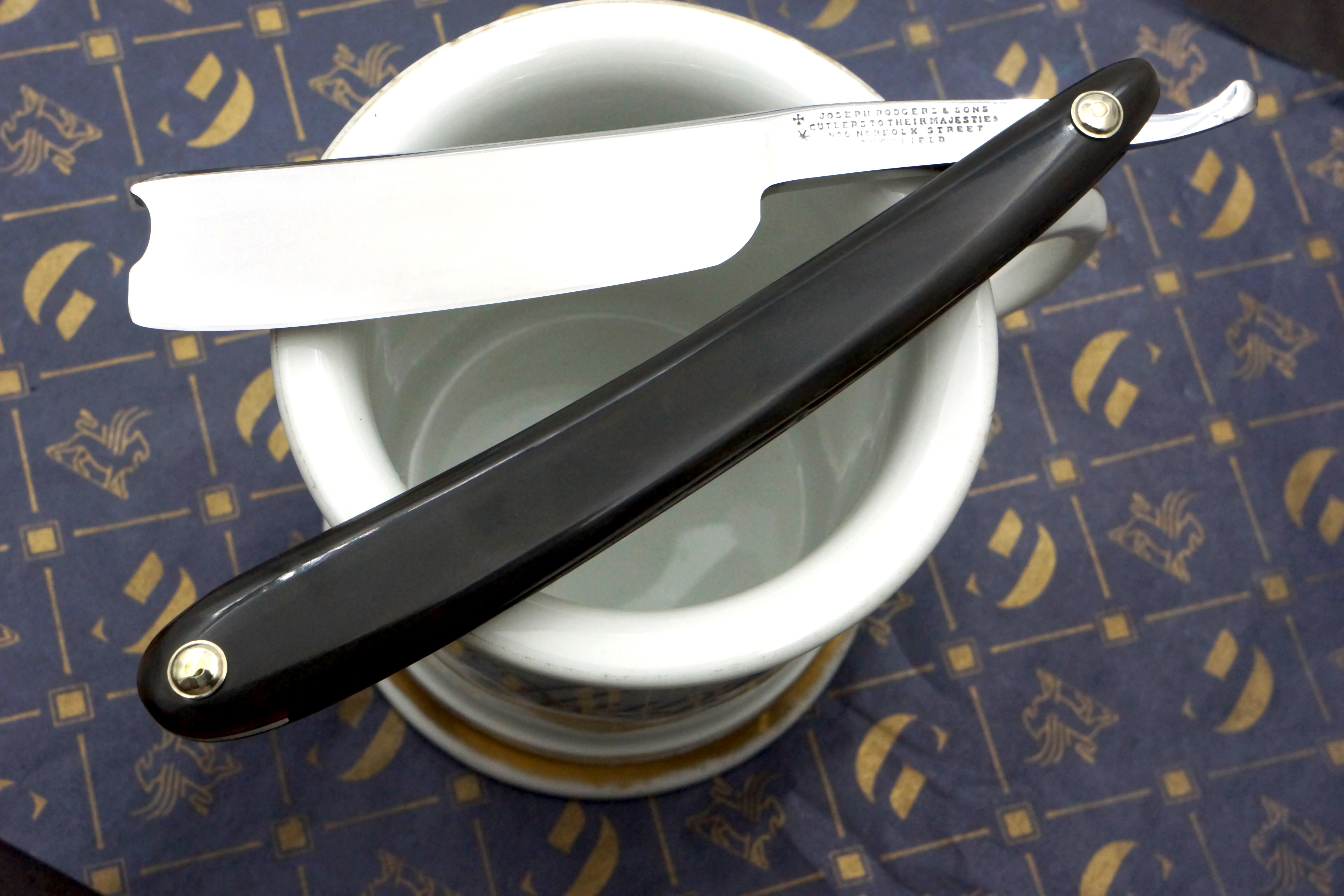 Joseph Rodgers & Sons 13/16 Blade with New Horn Scales - Restored Sheffield Straight Razor - Shave Ready