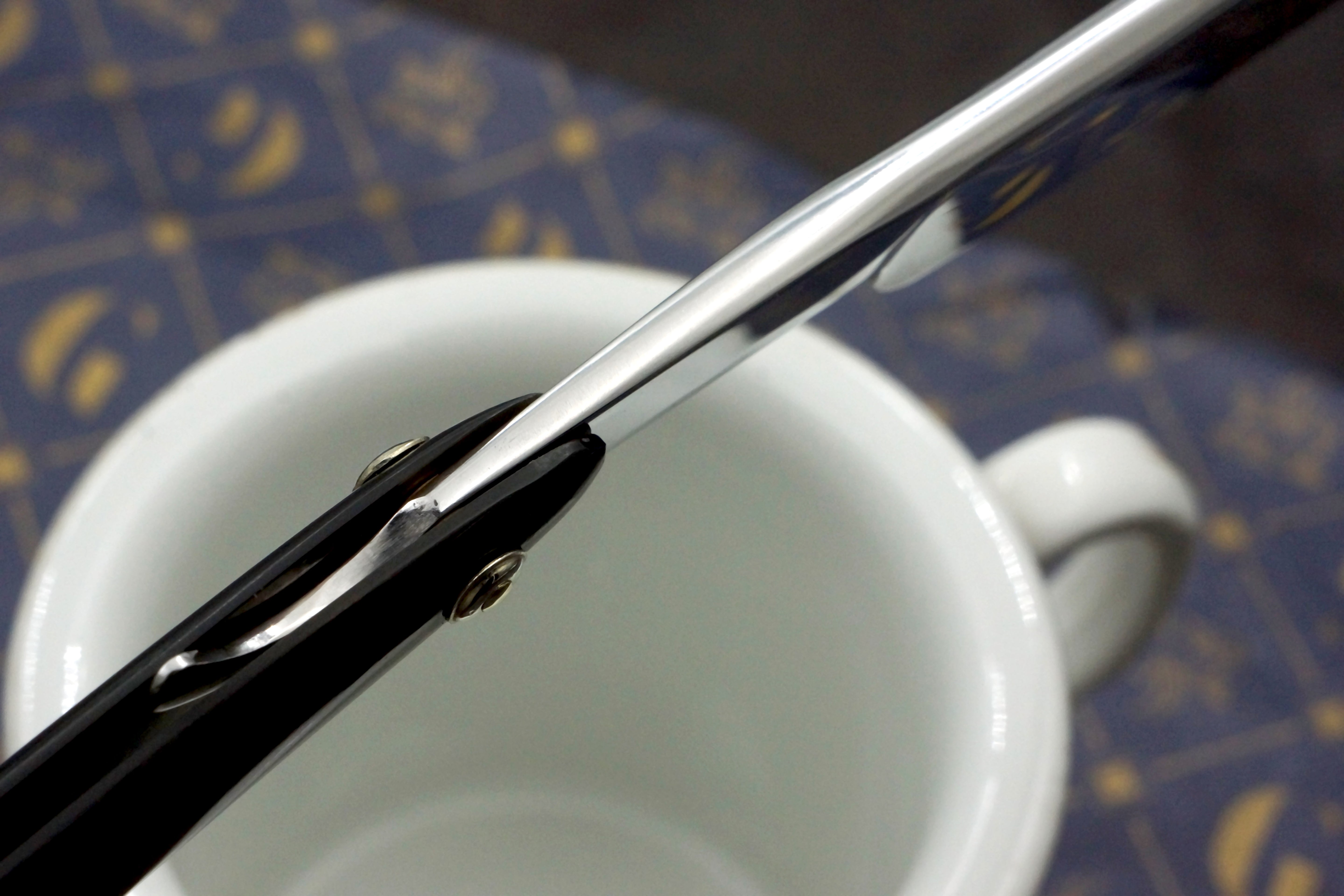 Joseph Rodgers & Sons 13/16 Blade with New Horn Scales - Restored Sheffield Straight Razor - Shave Ready